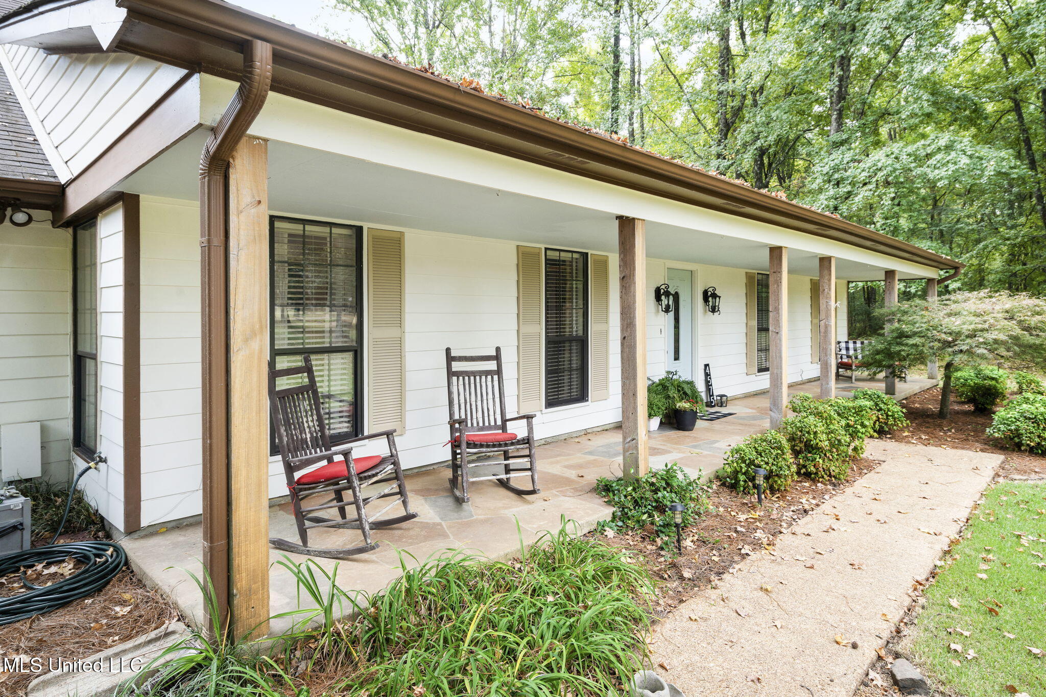 4575 Roman Dell Cove Property Photo 8