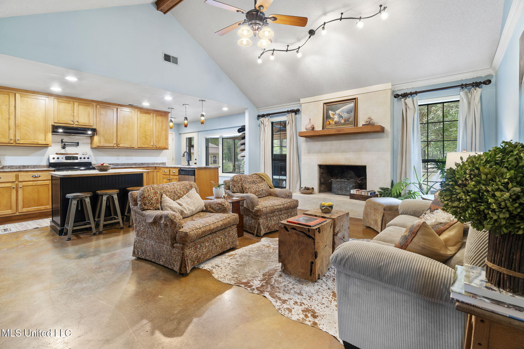 4575 Roman Dell Cove Property Photo 12