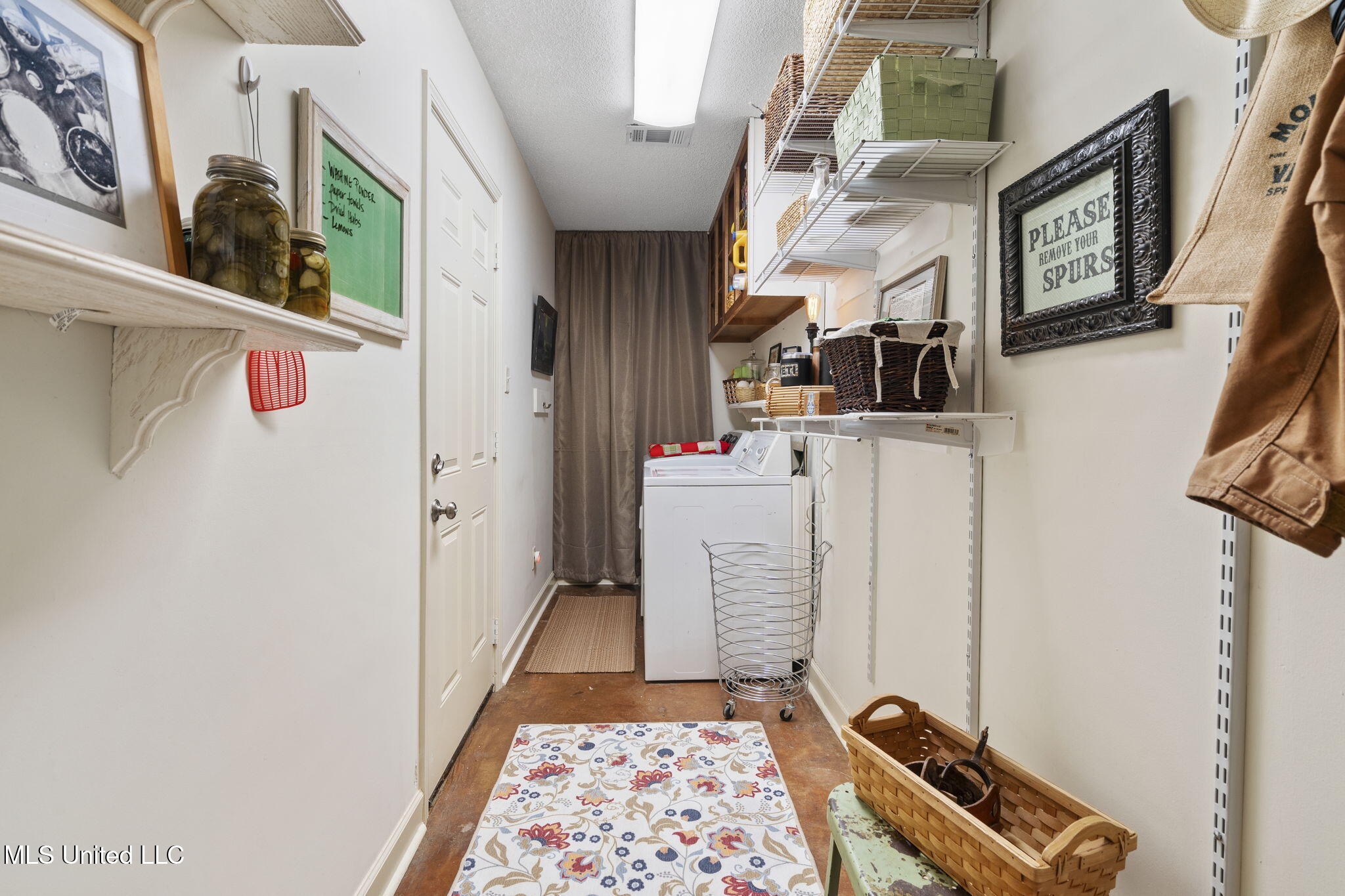 4575 Roman Dell Cove Property Photo 19