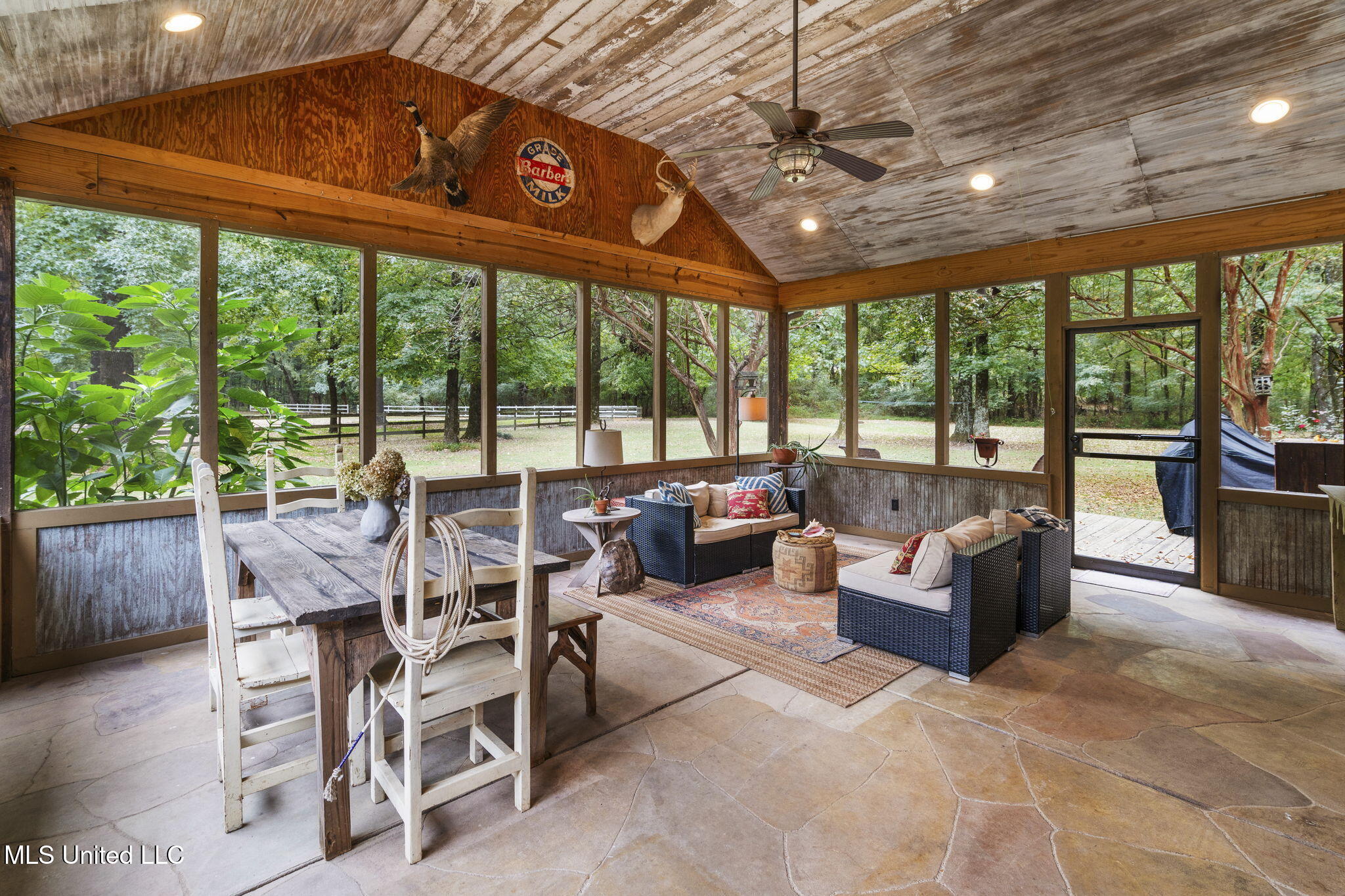 4575 Roman Dell Cove Property Photo 28