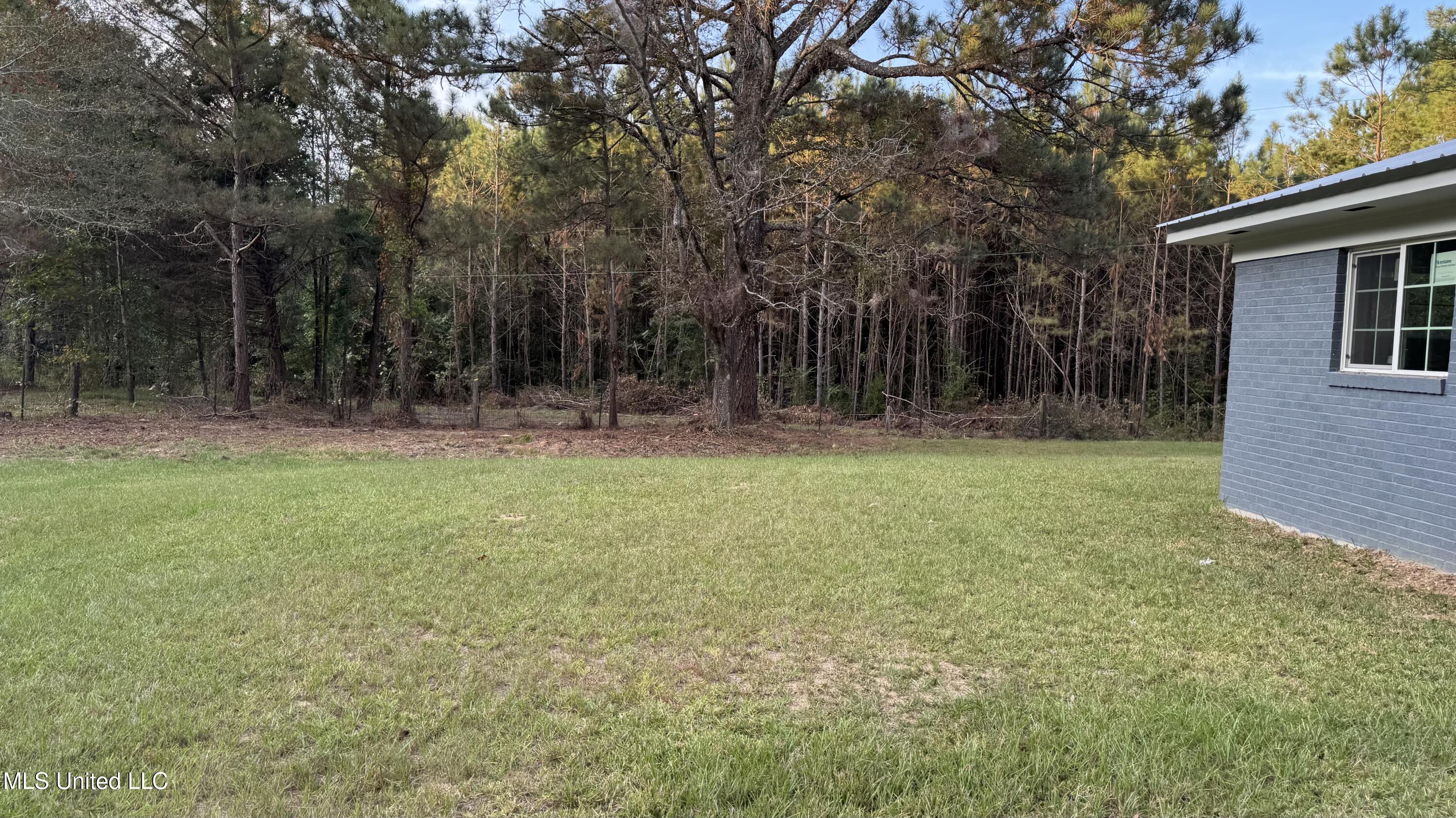 2906 Highway 15 Property Photo 5