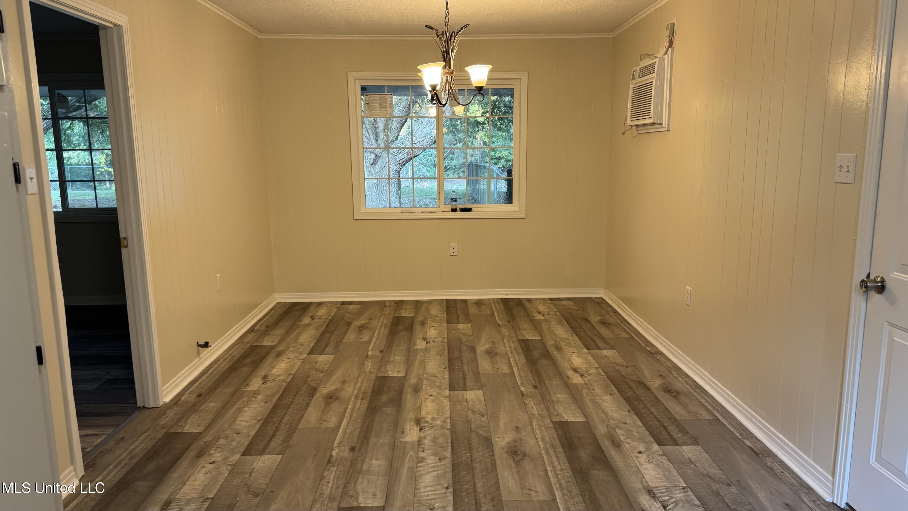 2906 Highway 15 Property Photo 7