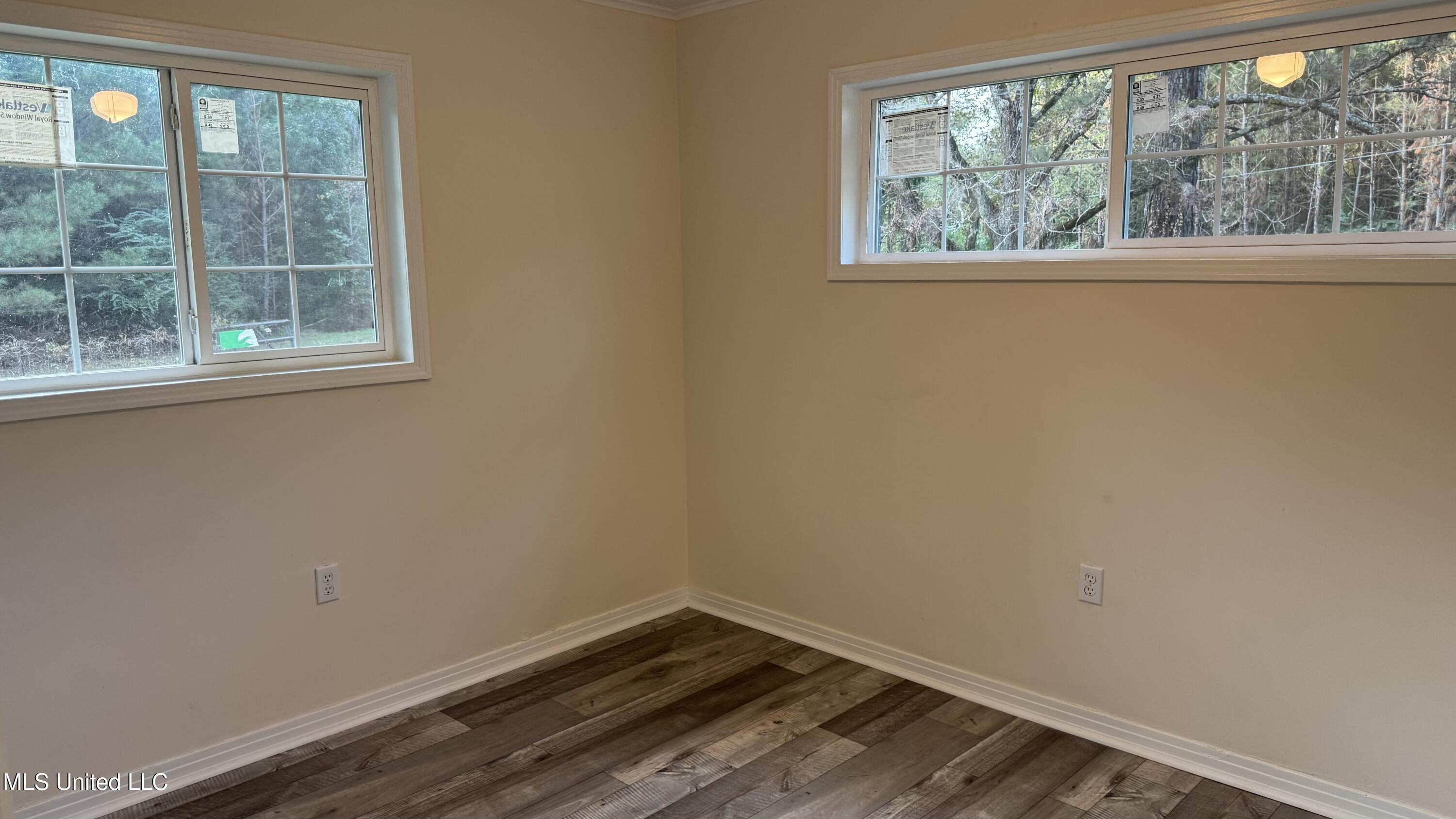 2906 Highway 15 Property Photo 11