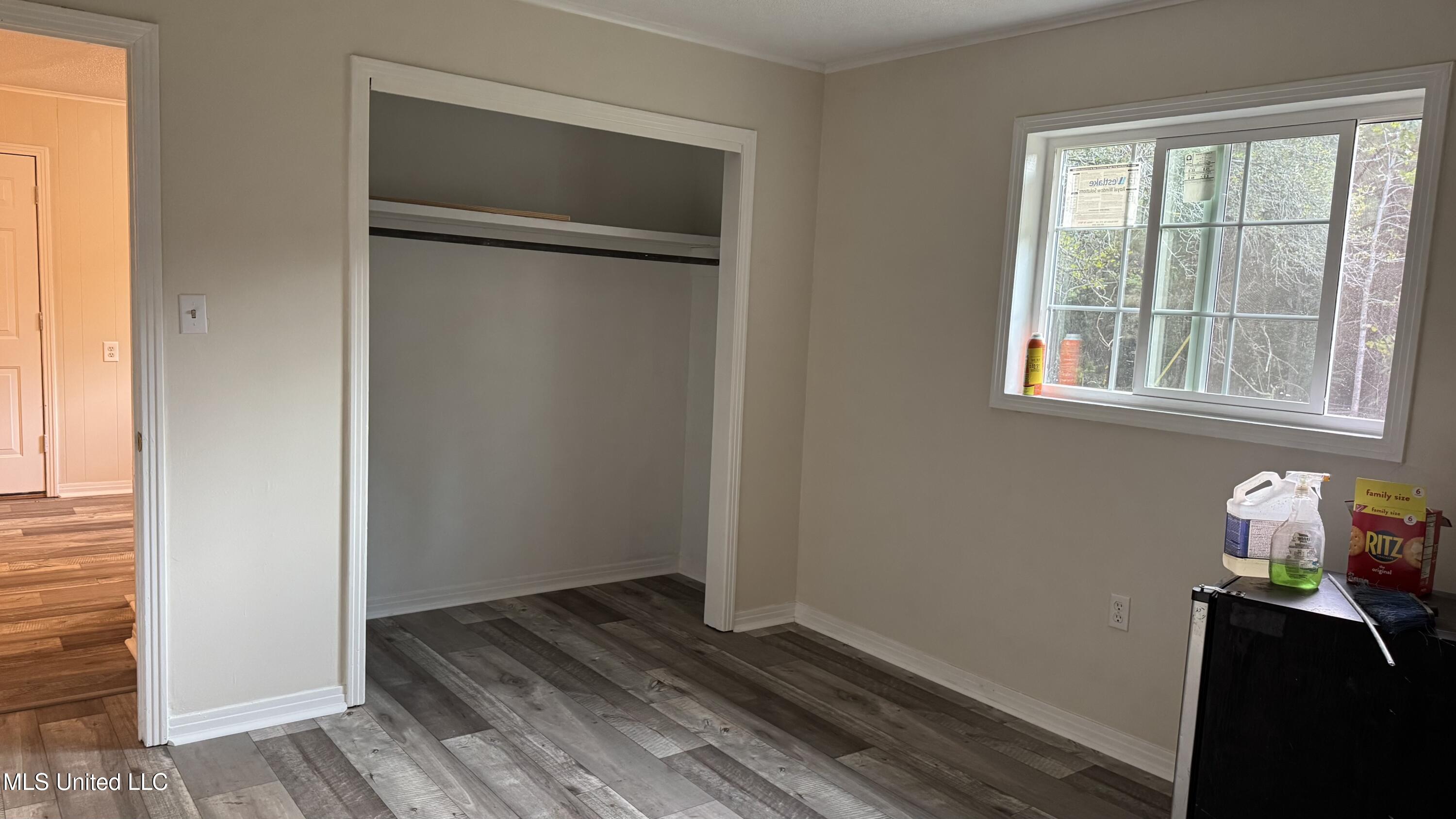 2906 Highway 15 Property Photo 12