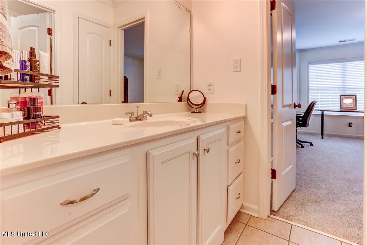3914 Saddle Bend Property Photo 36