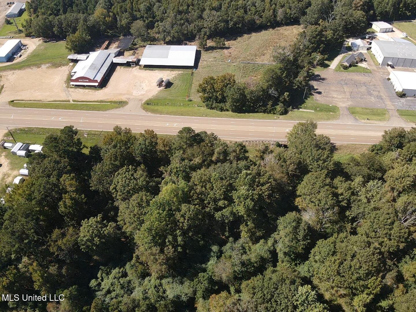 733 Ne Industrial Park Road Property Photo 9