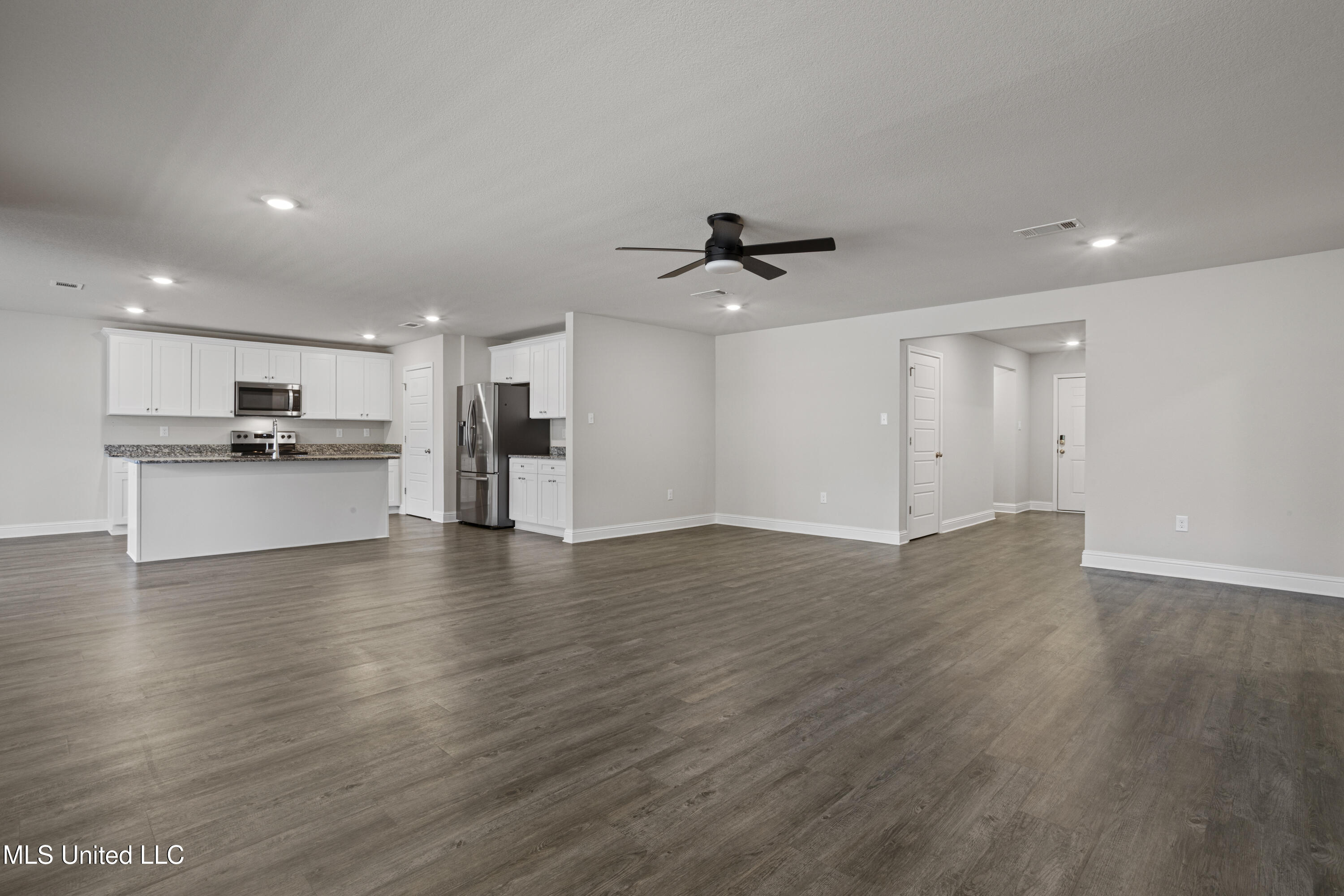 10260 Orchid Magnolia Drive Property Photo 10