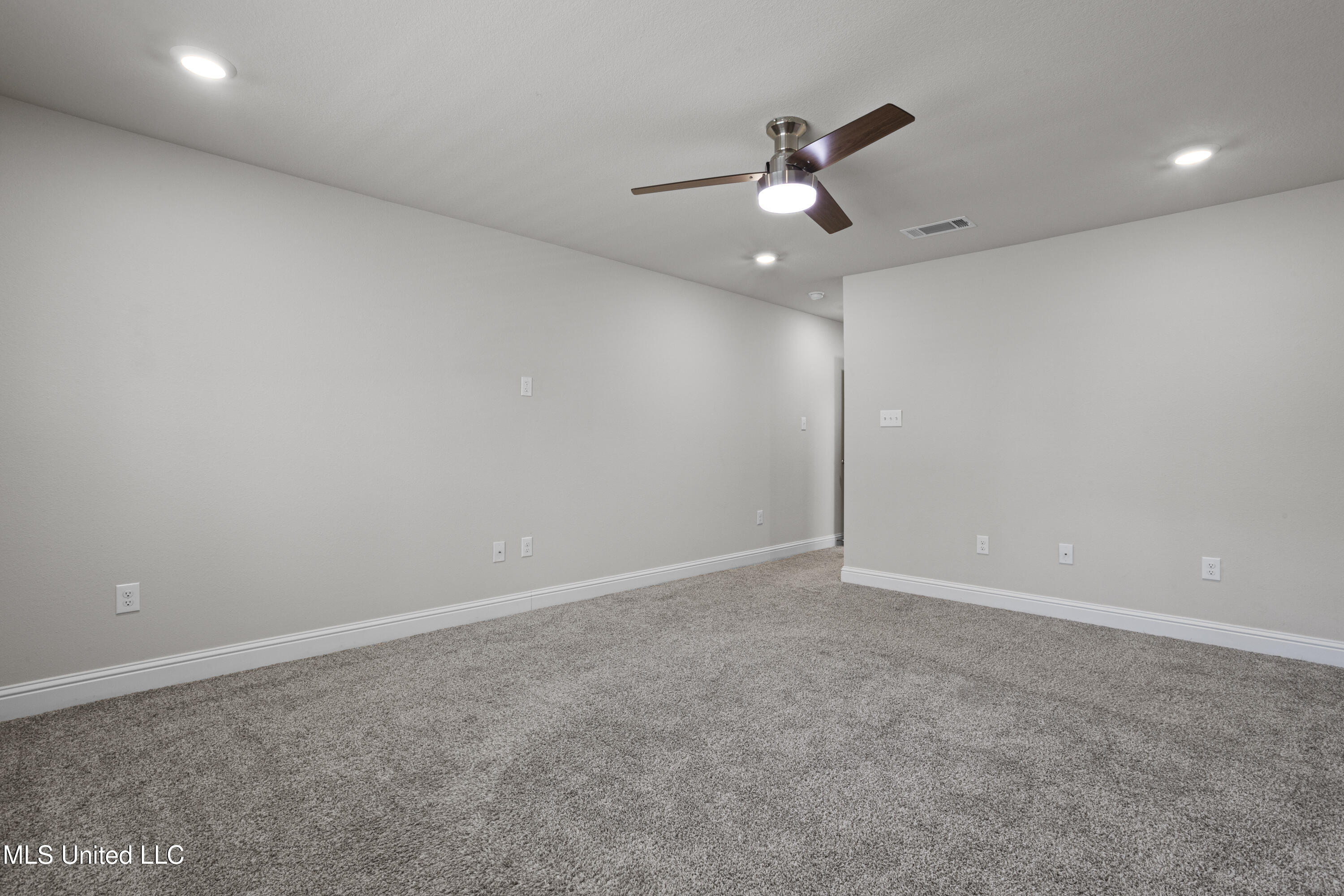 10260 Orchid Magnolia Drive Property Photo 23