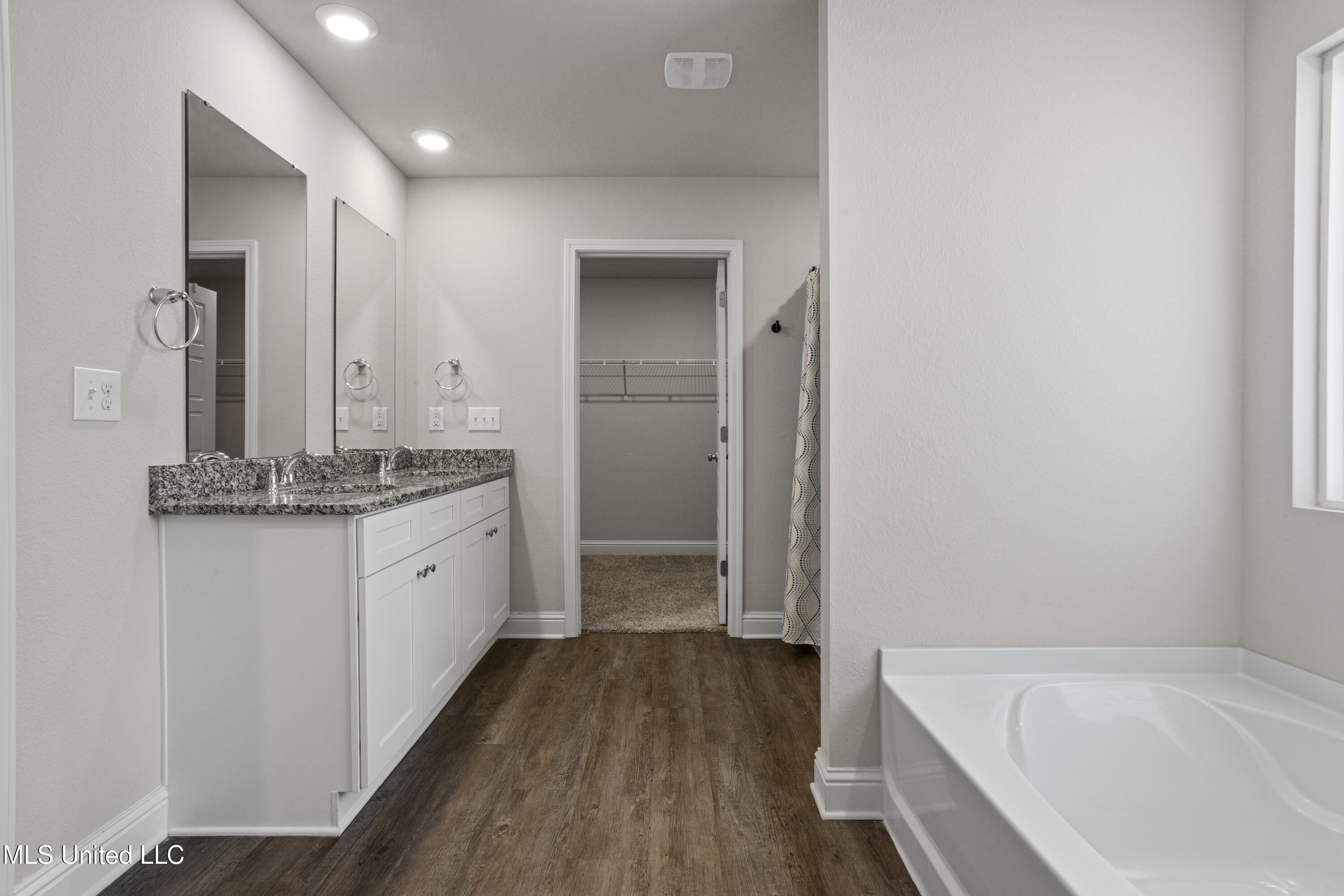 10260 Orchid Magnolia Drive Property Photo 24