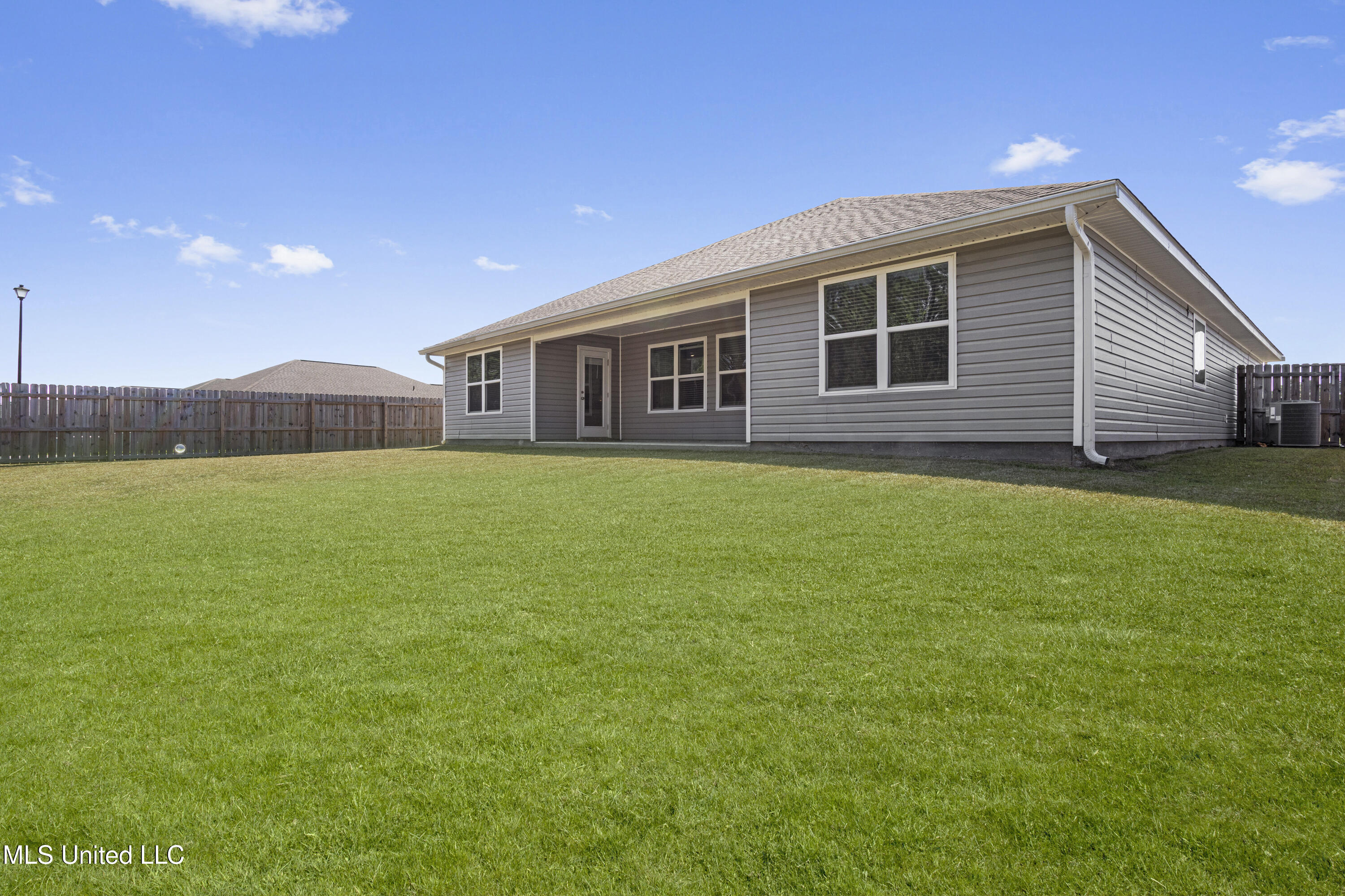 10260 Orchid Magnolia Drive Property Photo 37