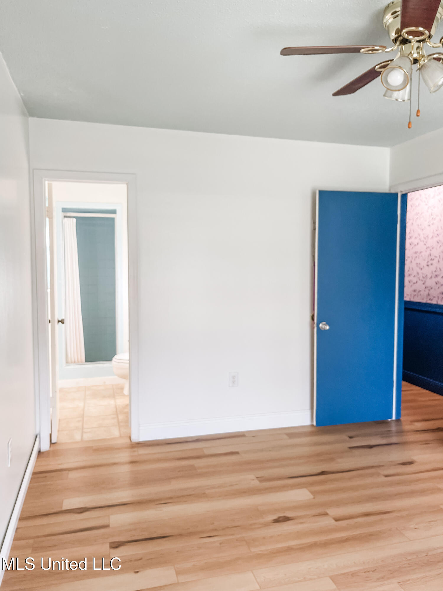 7400 Kentwood Drive Property Photo 15