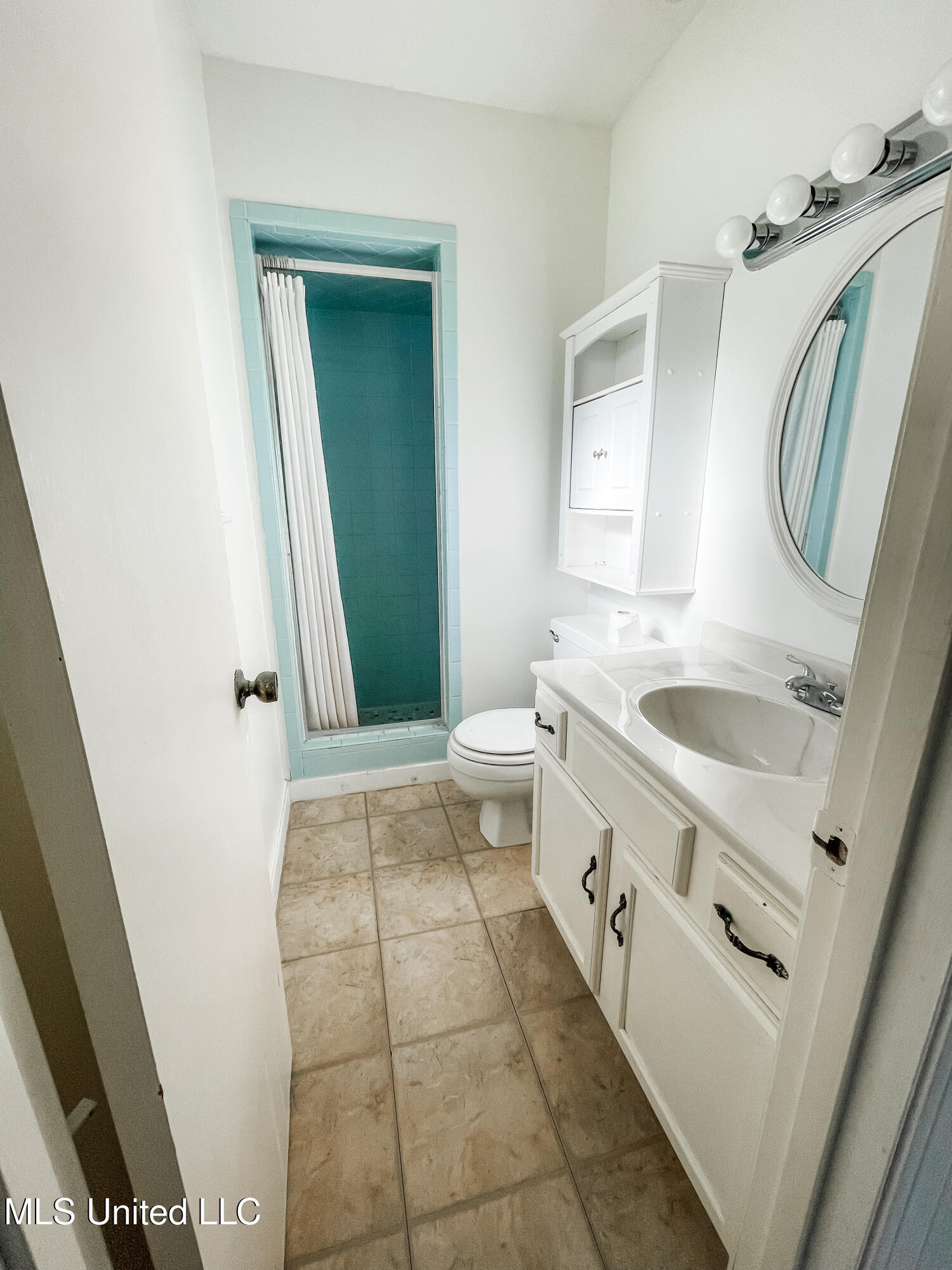 7400 Kentwood Drive Property Photo 16