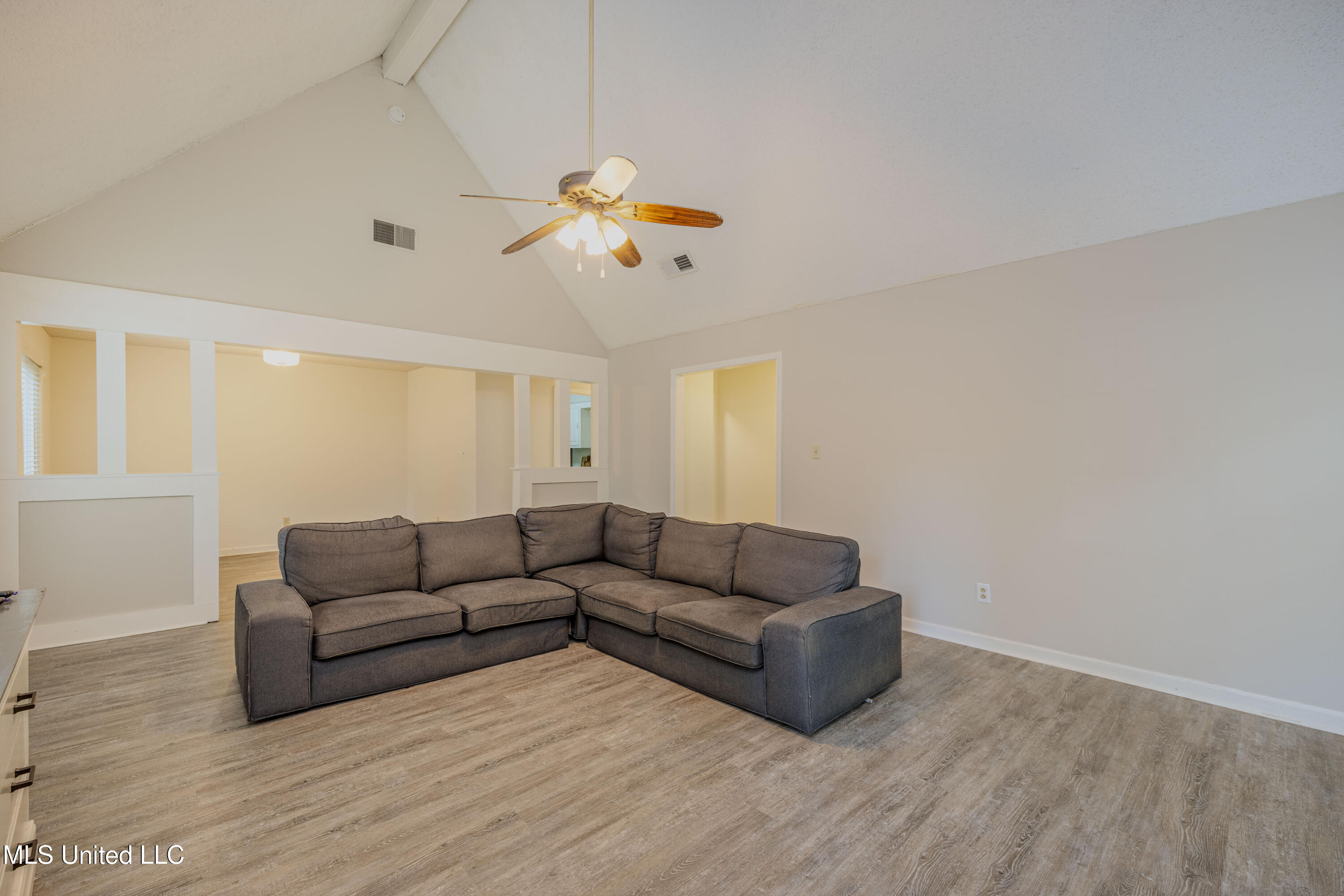 113 Brookside Drive Property Photo 5