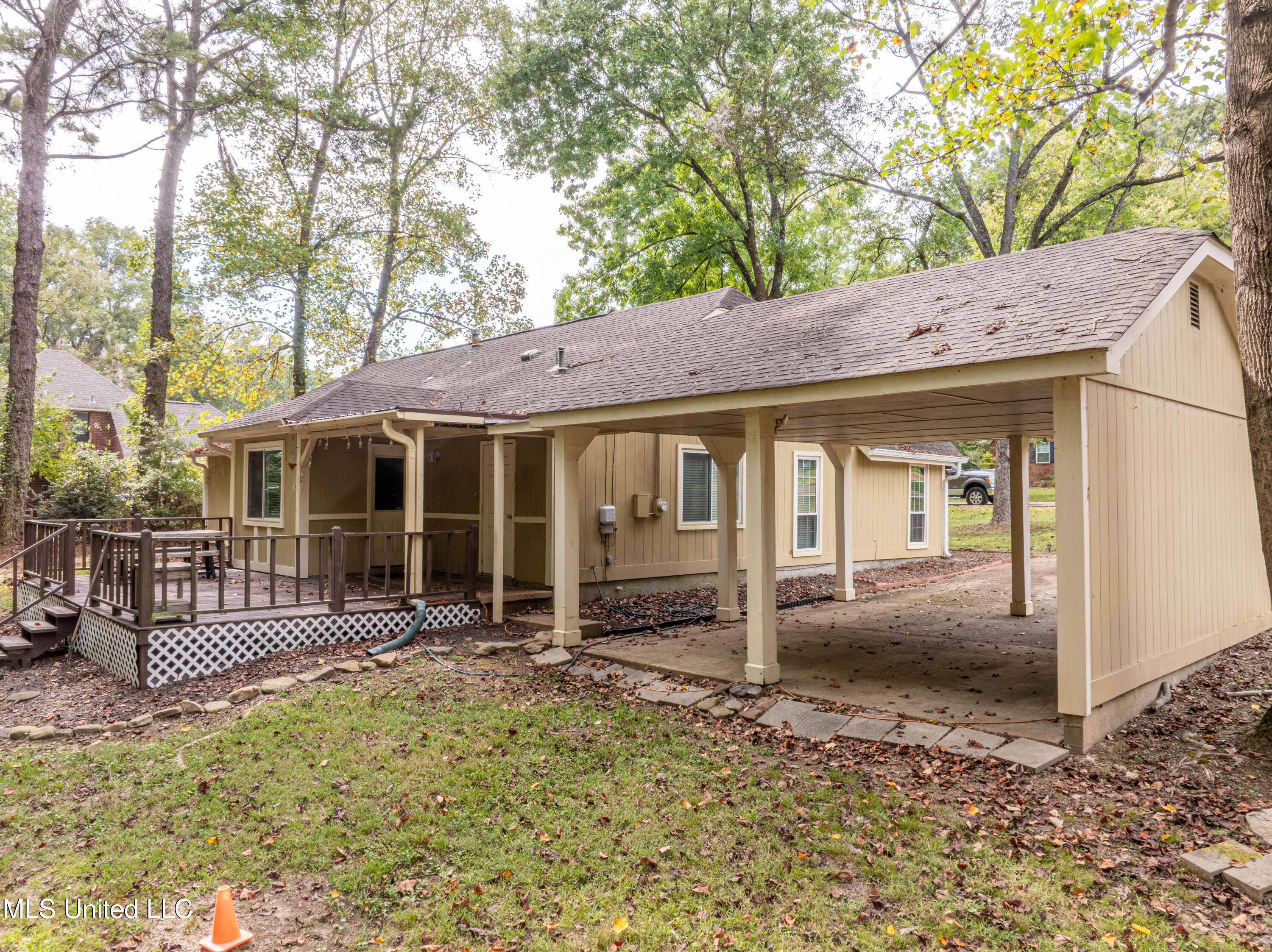 113 Brookside Drive Property Photo 16