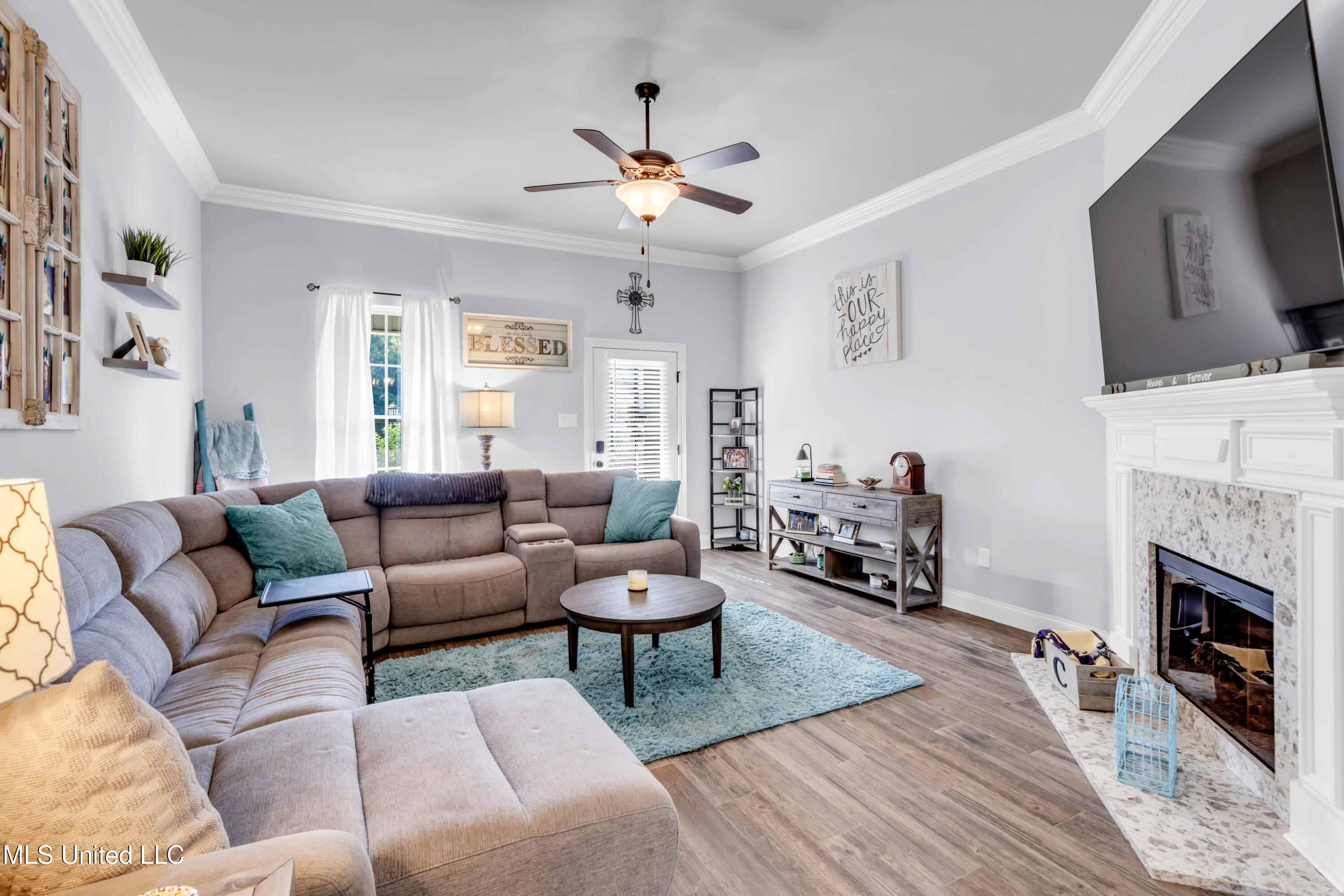 13247 Riverside Cove Property Photo 5