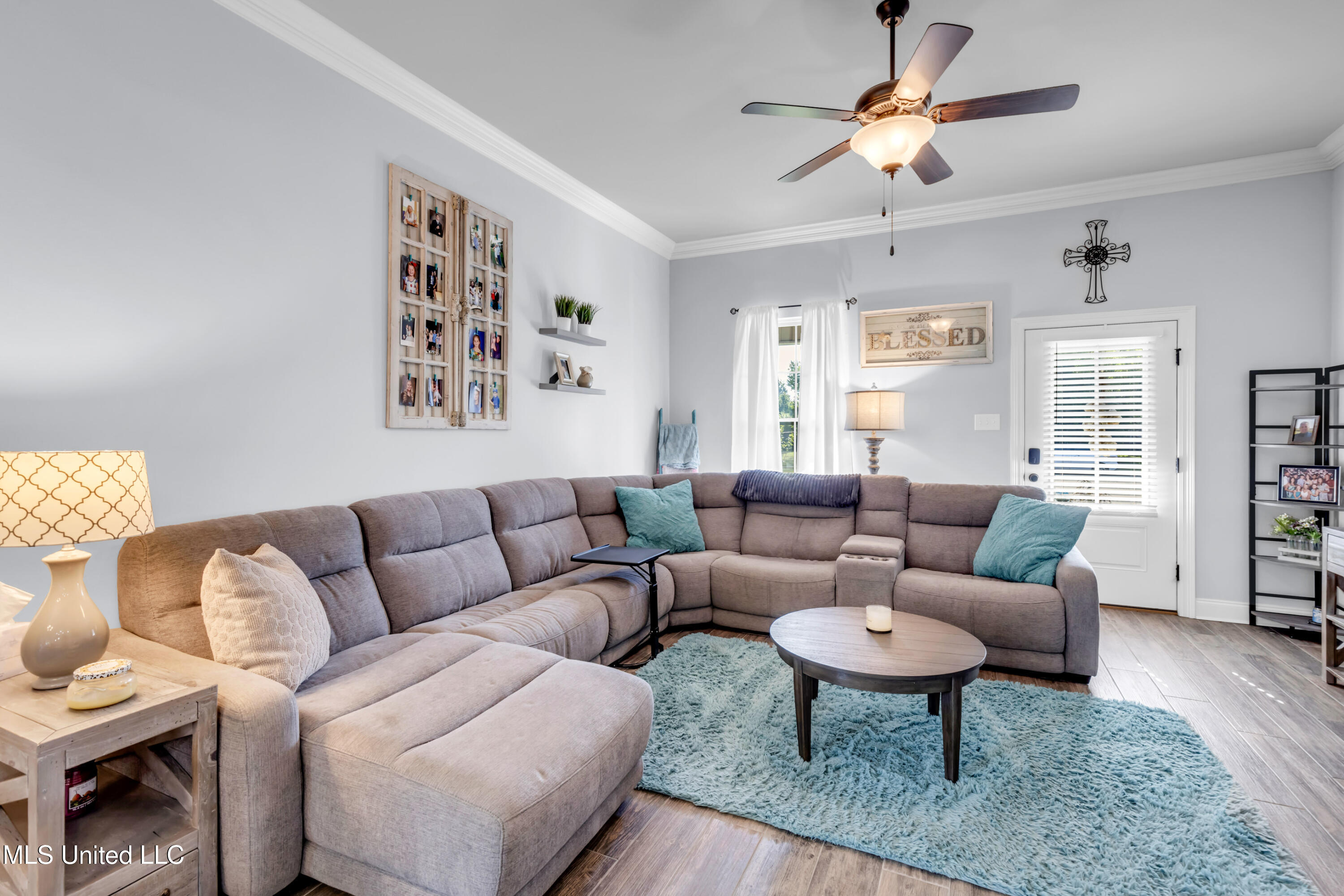 13247 Riverside Cove Property Photo 8