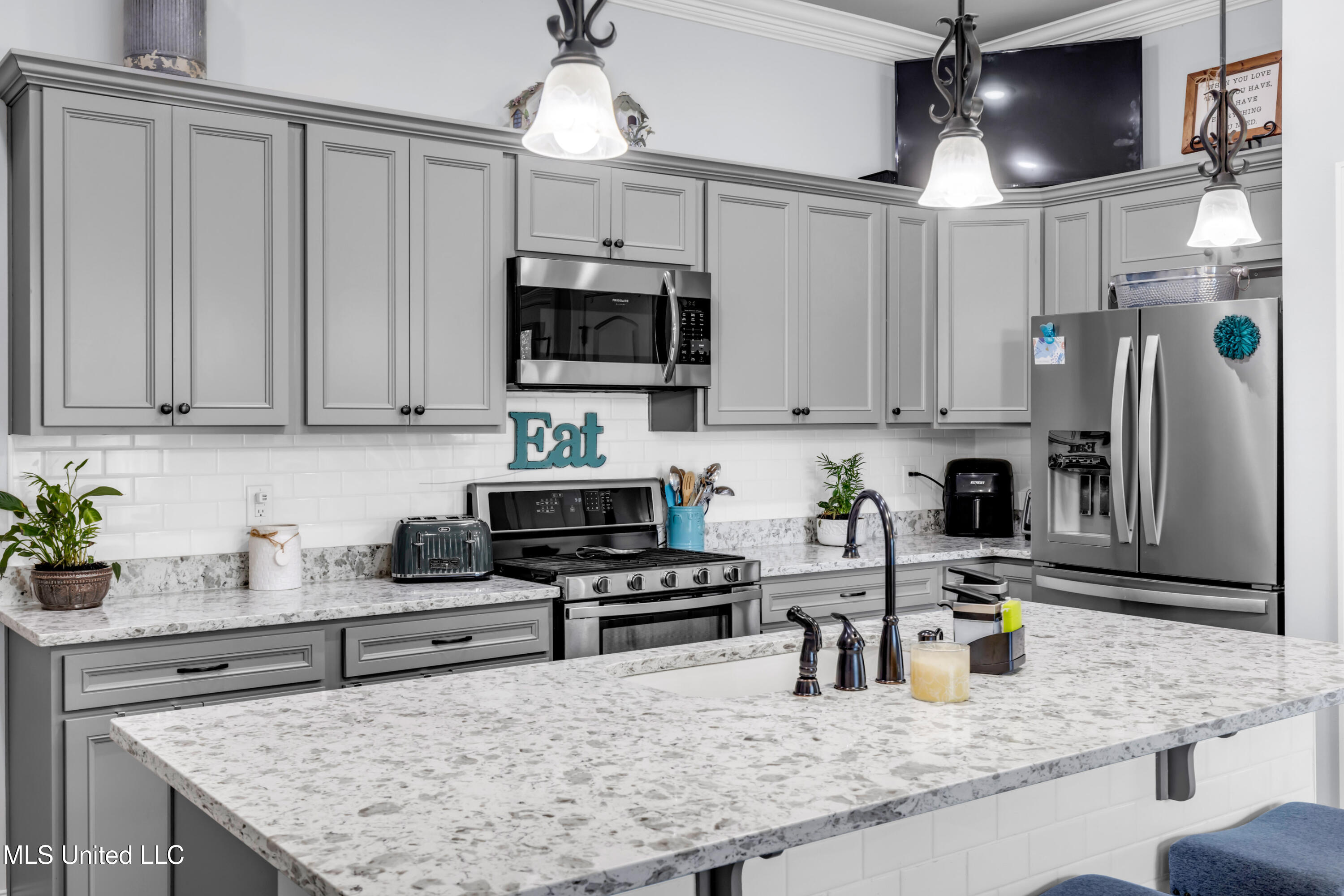 13247 Riverside Cove Property Photo 16