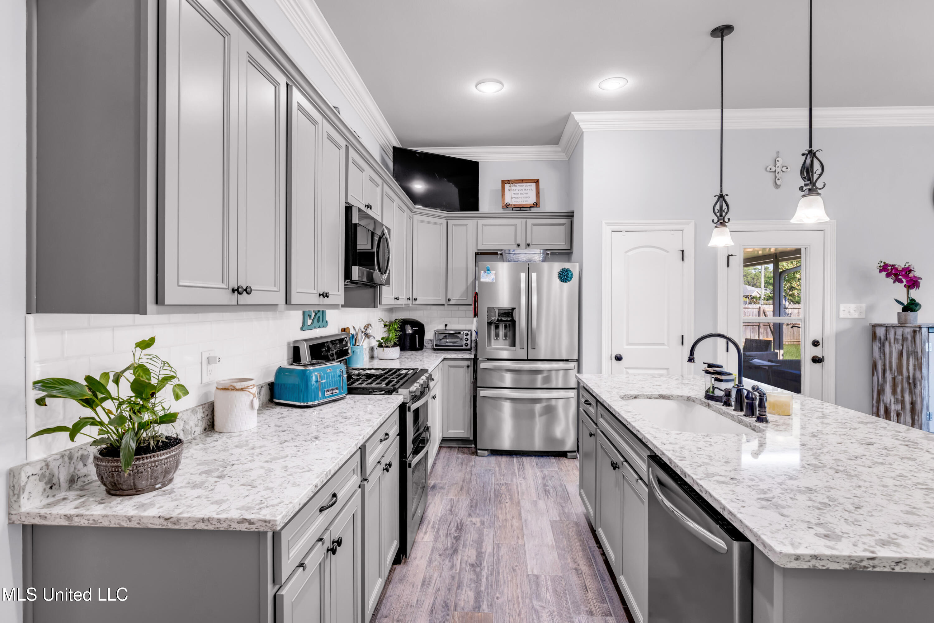 13247 Riverside Cove Property Photo 17