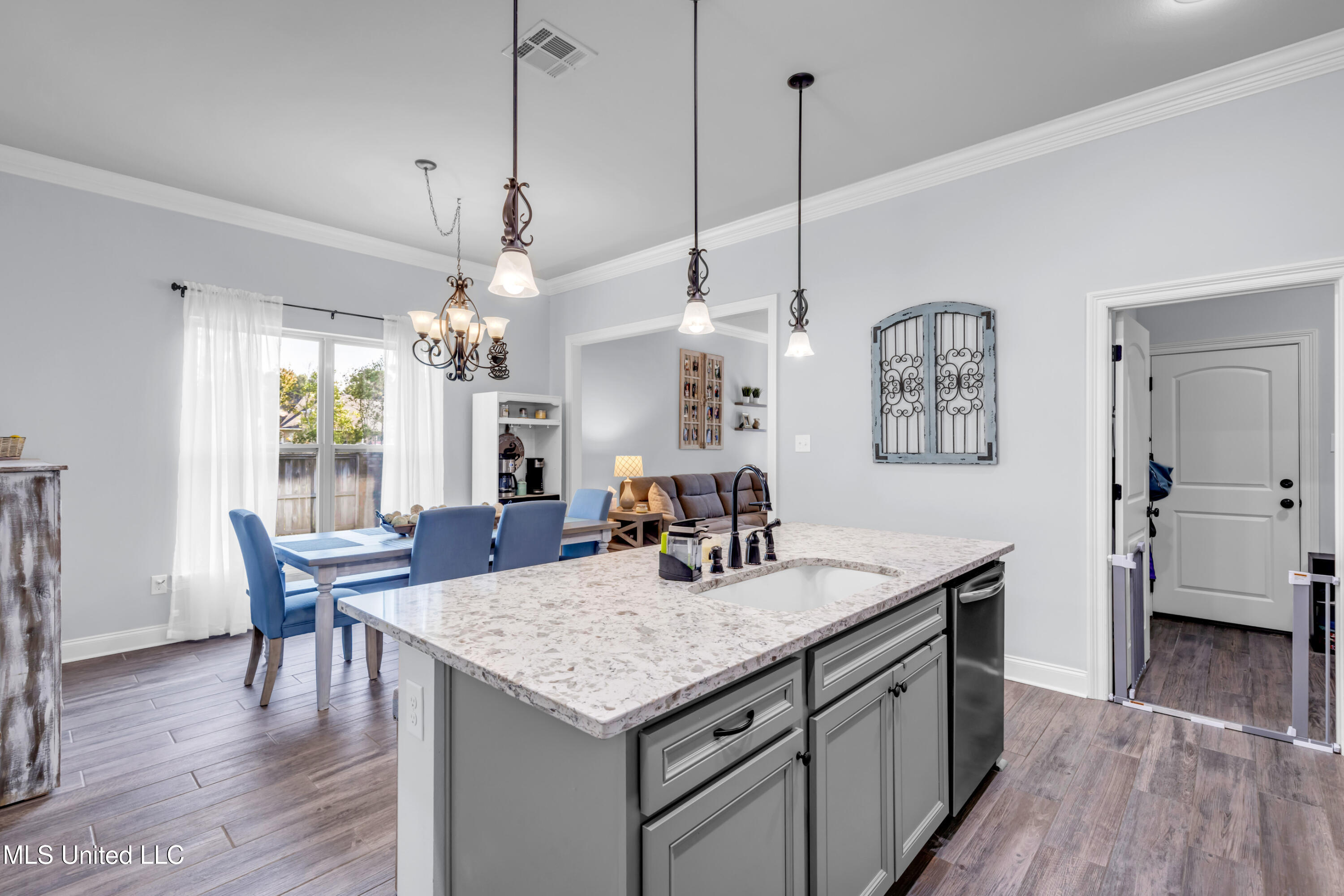 13247 Riverside Cove Property Photo 19