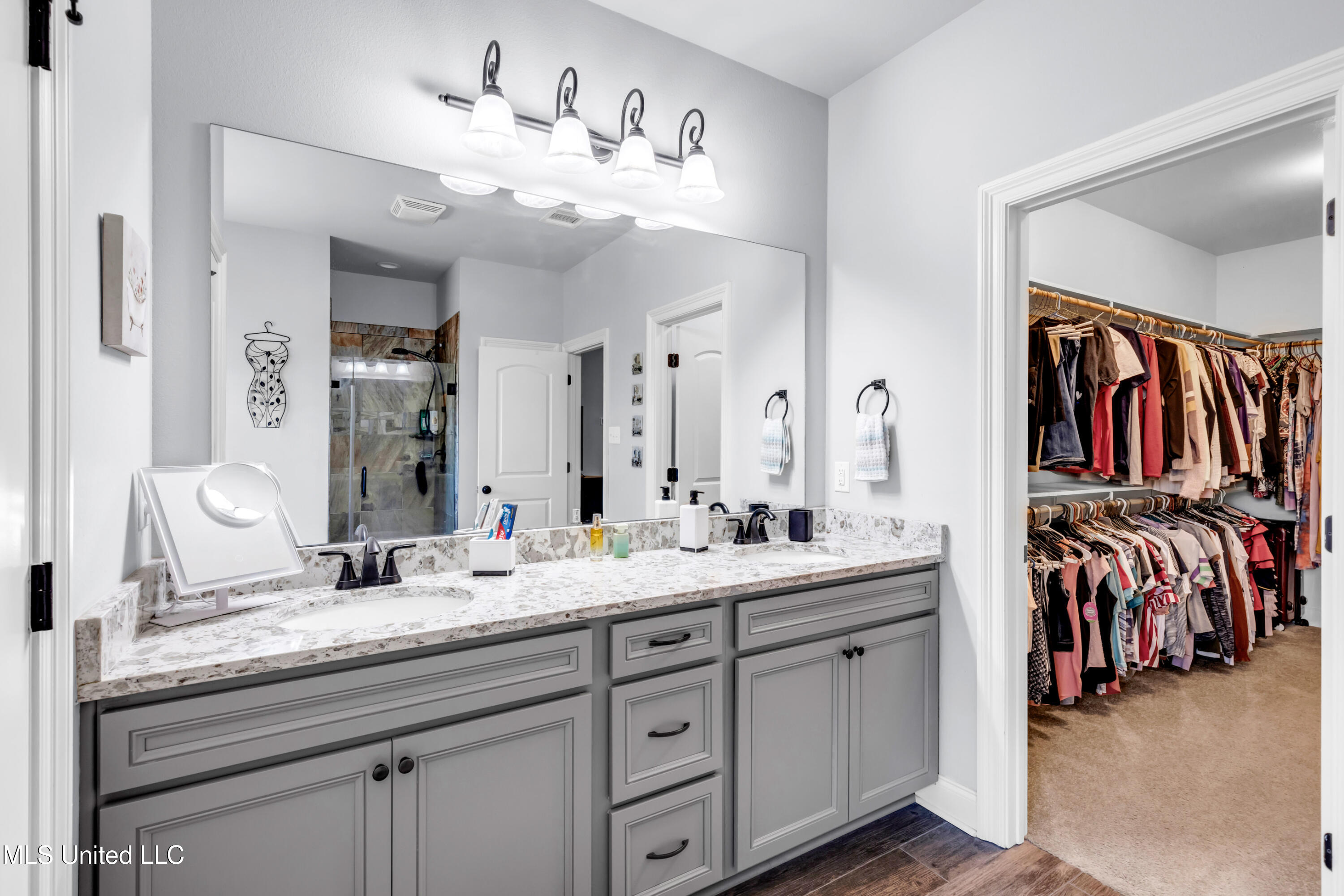 13247 Riverside Cove Property Photo 24