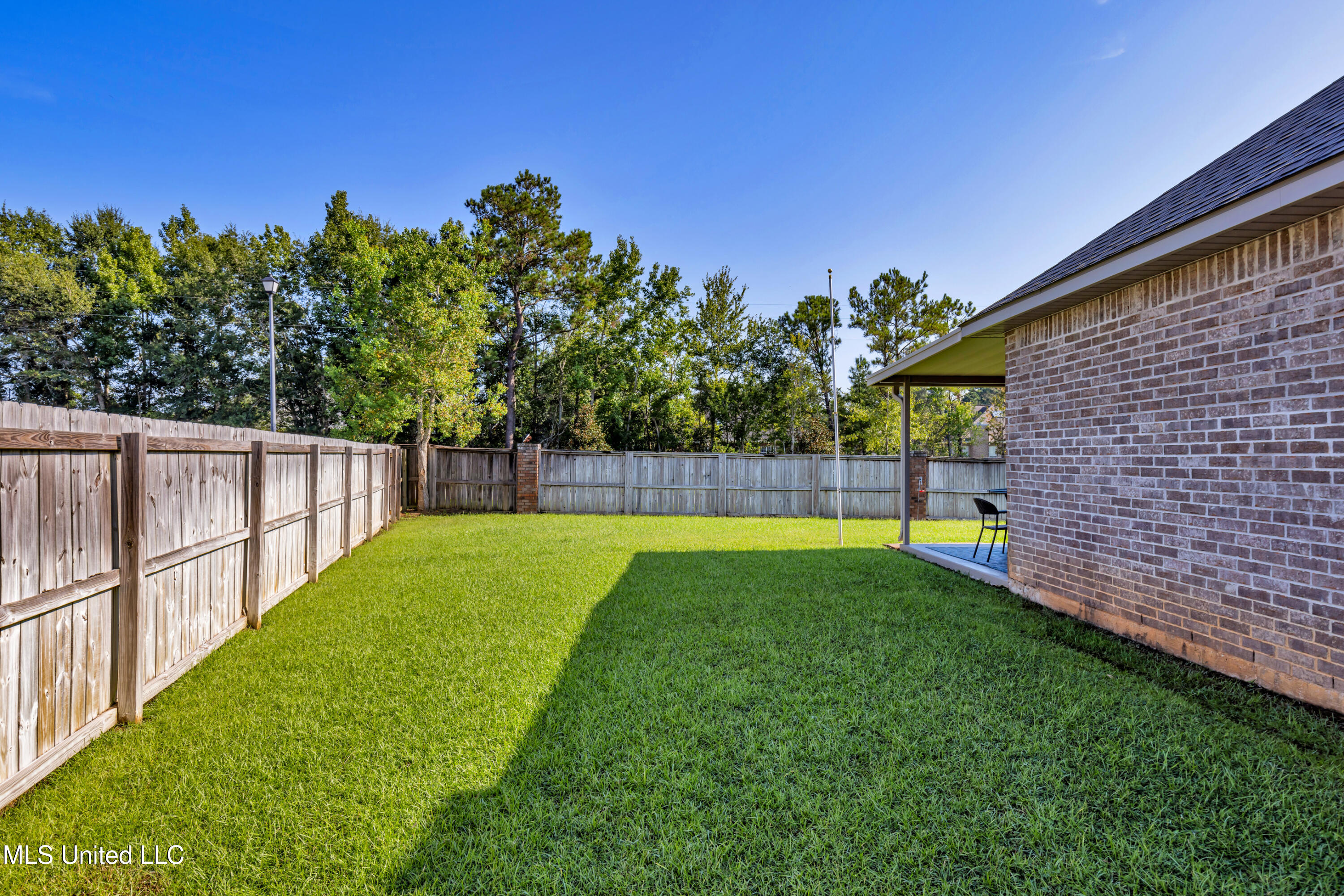 13247 Riverside Cove Property Photo 34