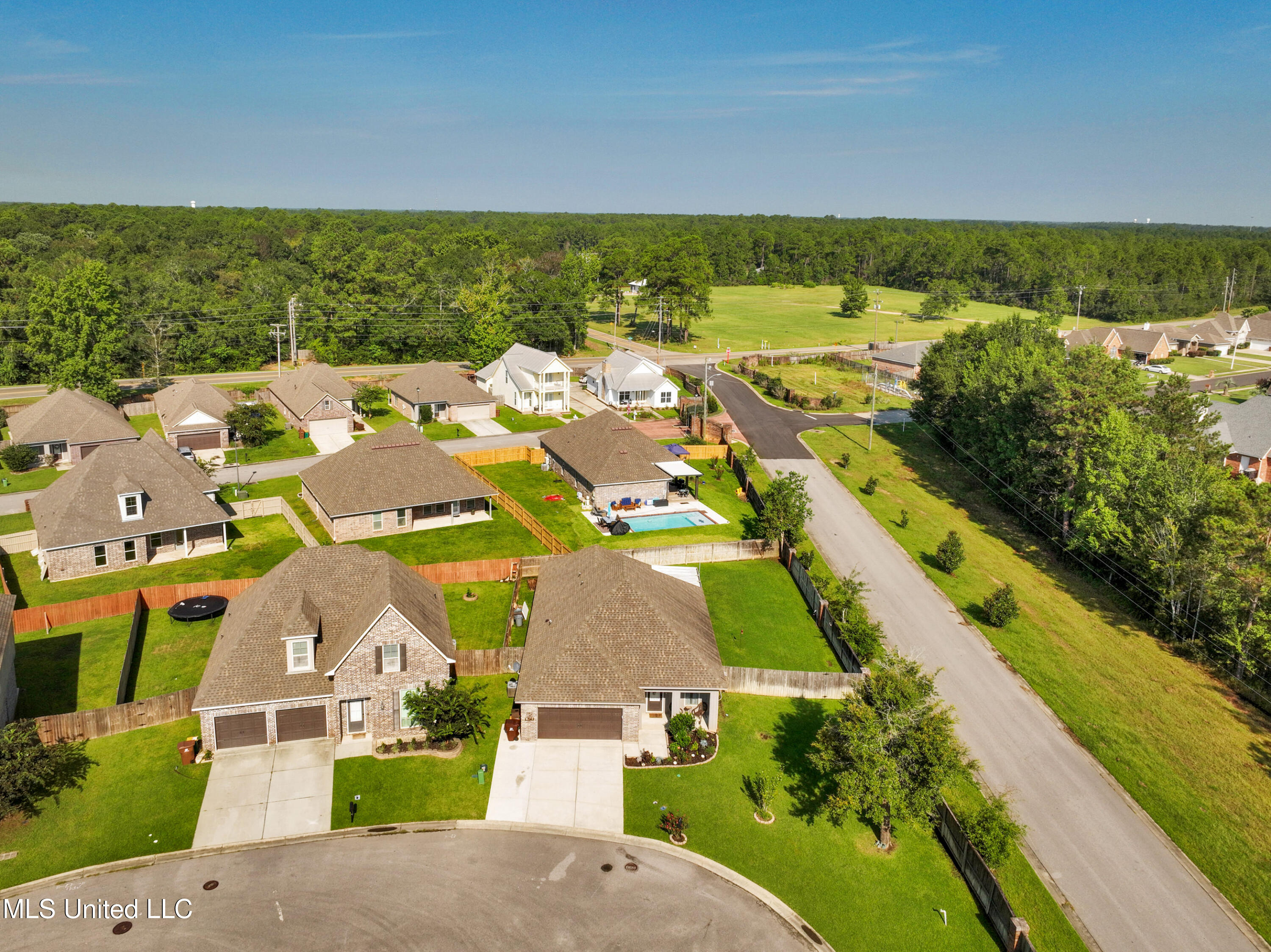 13247 Riverside Cove Property Photo 36