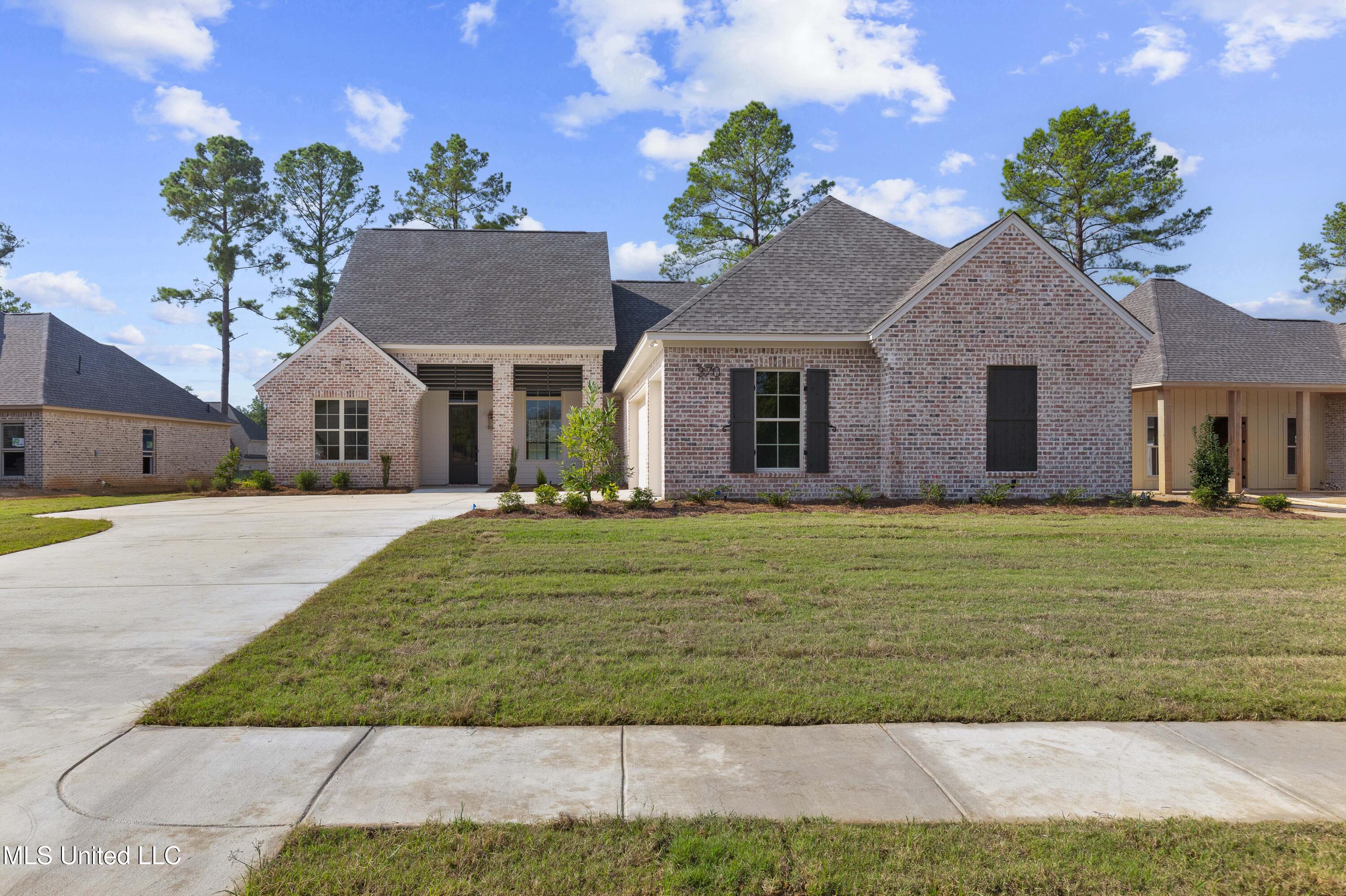 370 Wellstone Place Property Photo 1