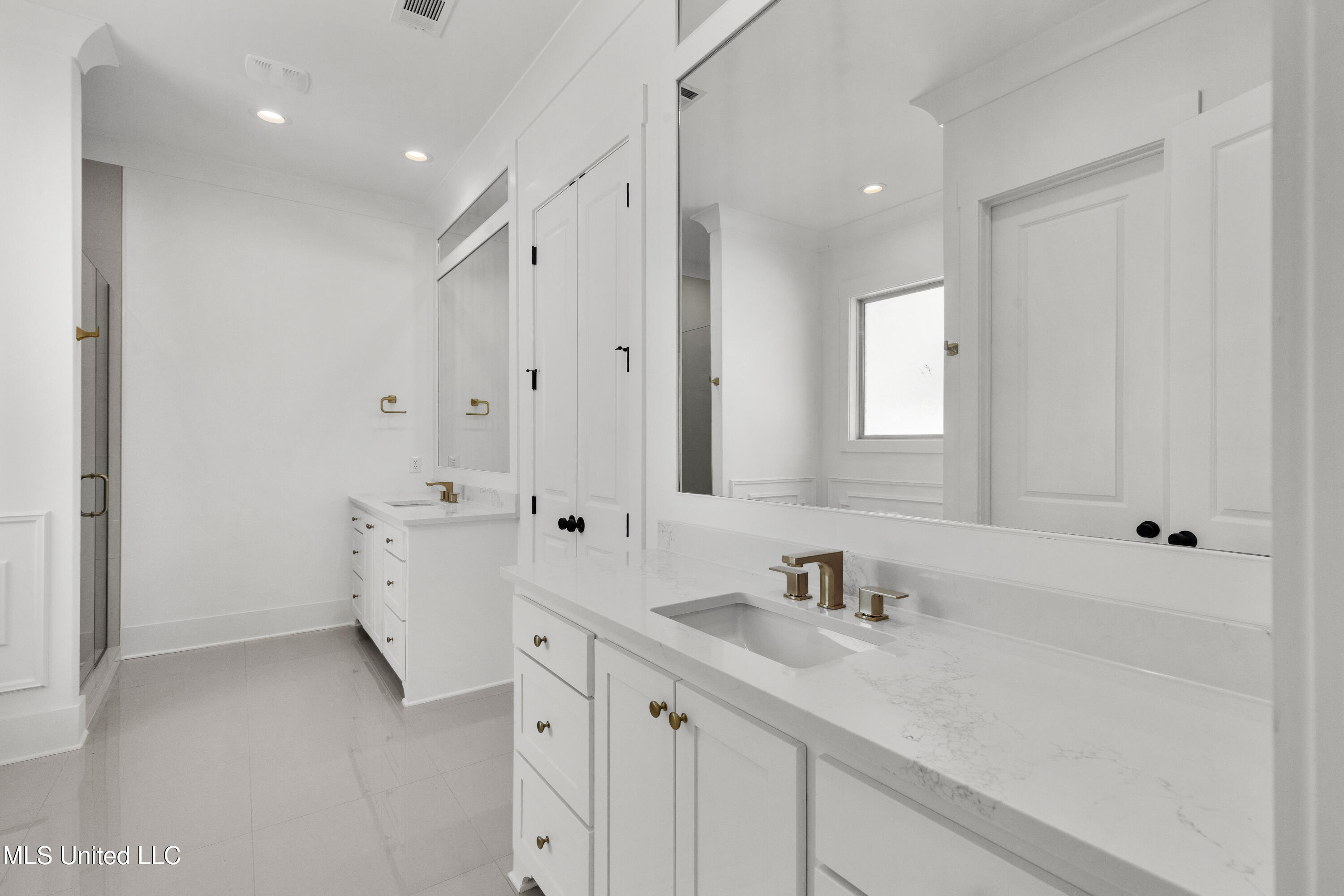 370 Wellstone Place Property Photo 18