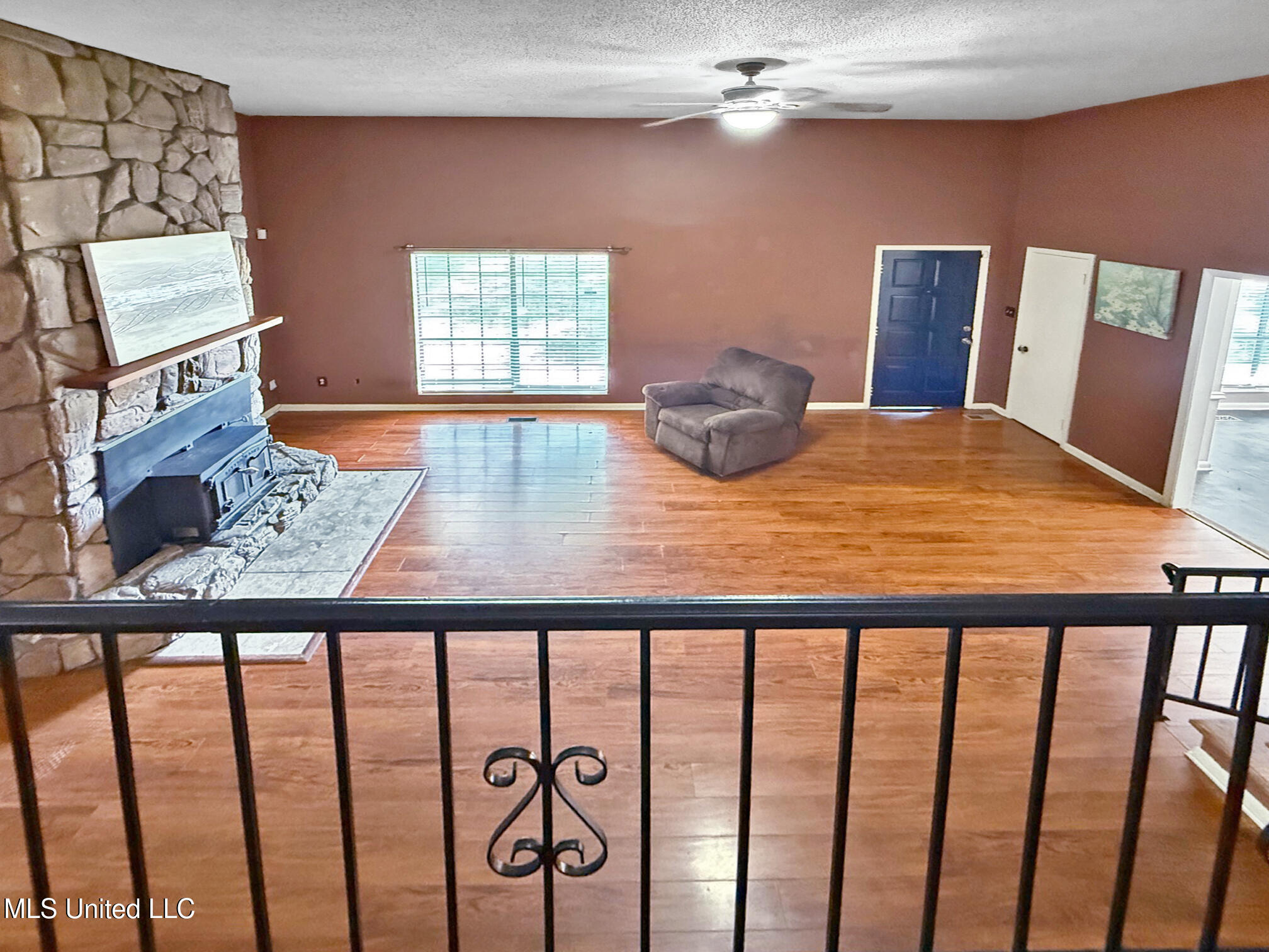 502 Faulkner Drive Property Photo 5