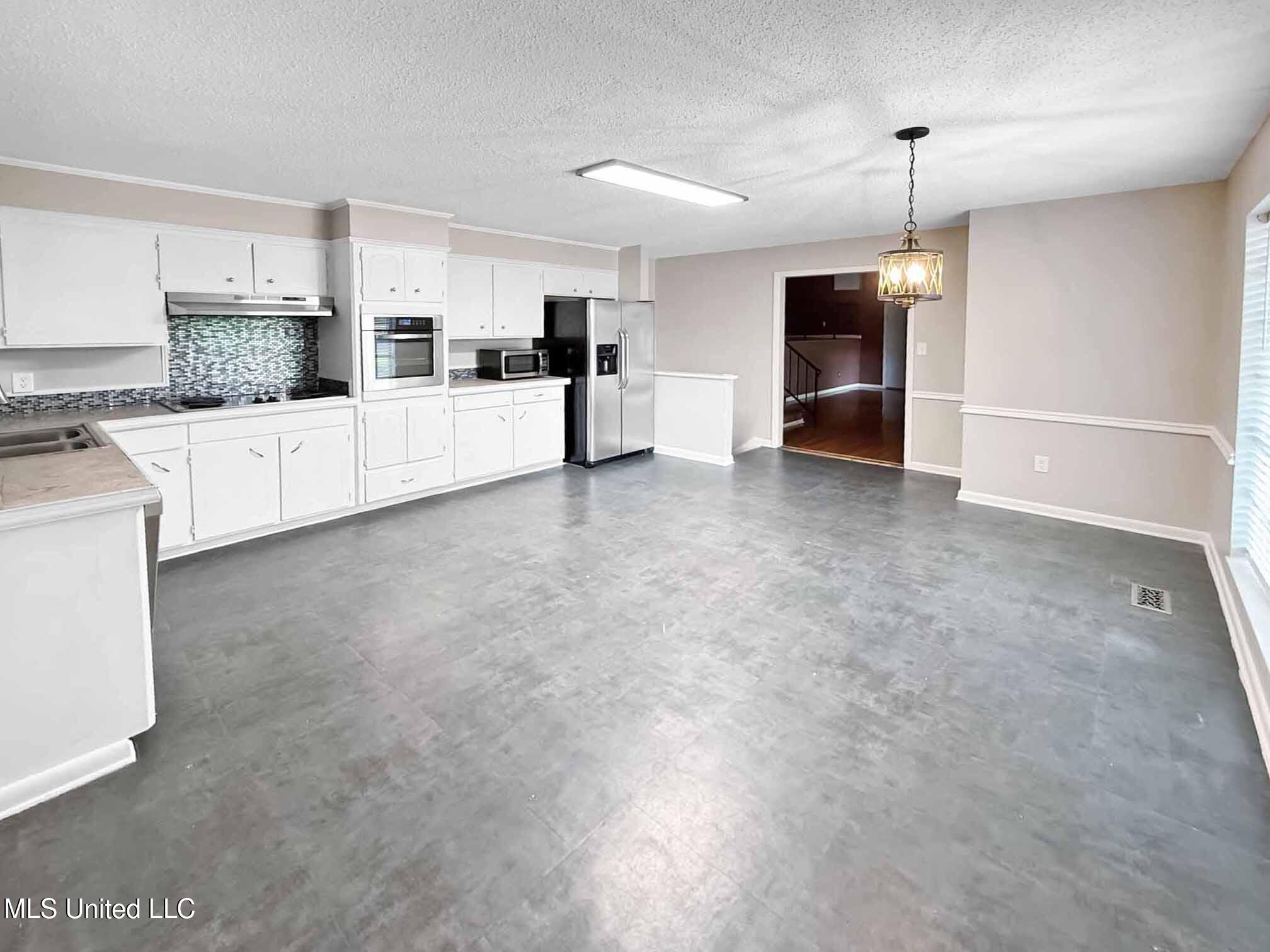 502 Faulkner Drive Property Photo 7