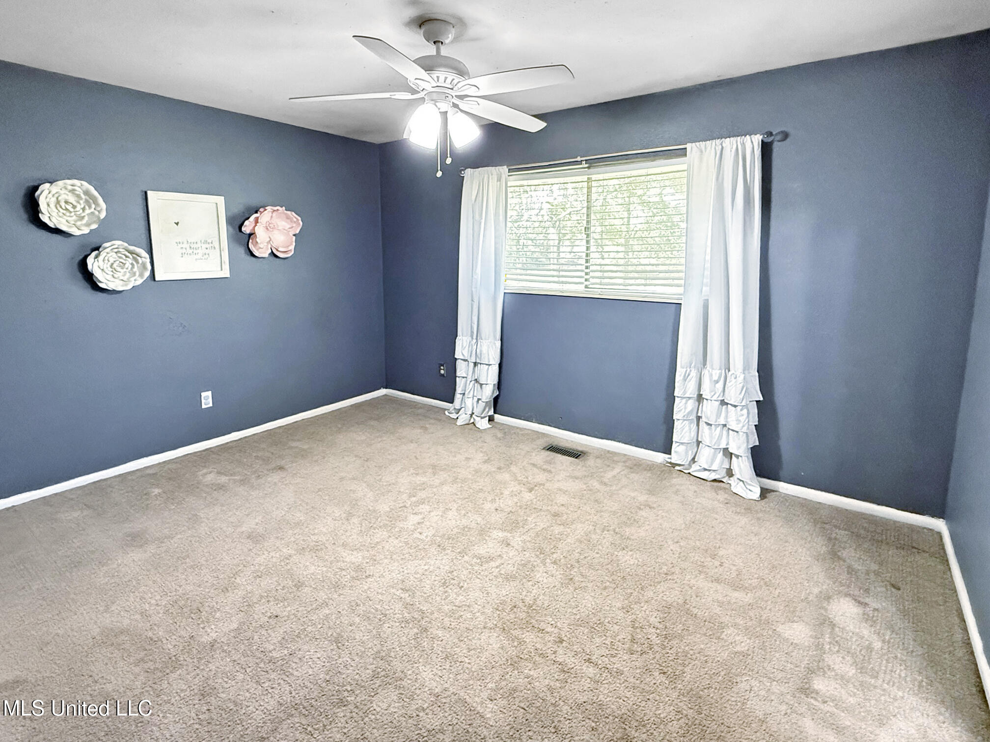 502 Faulkner Drive Property Photo 10