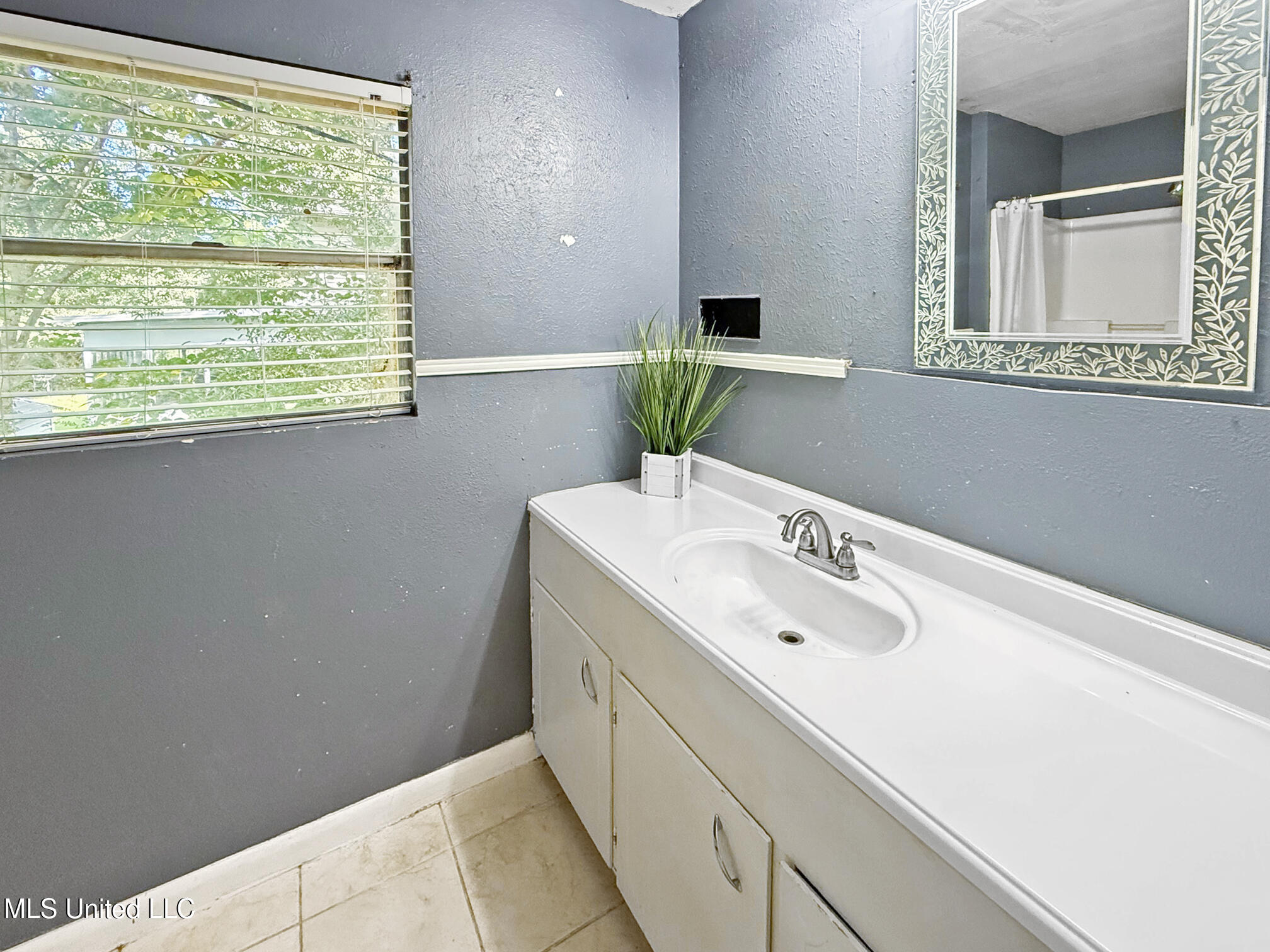 502 Faulkner Drive Property Photo 11
