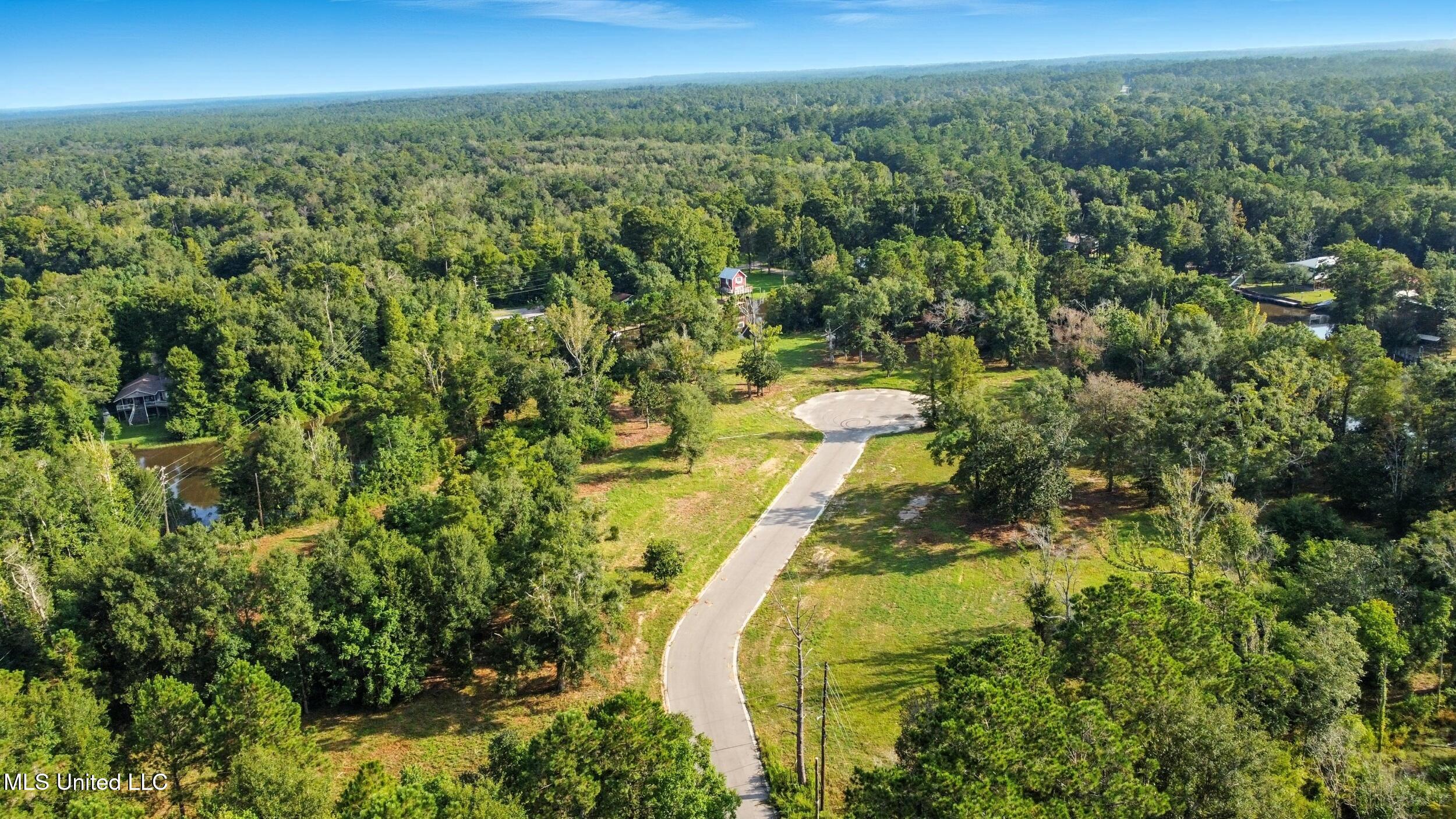 10550 Oneal Road Property Photo 4