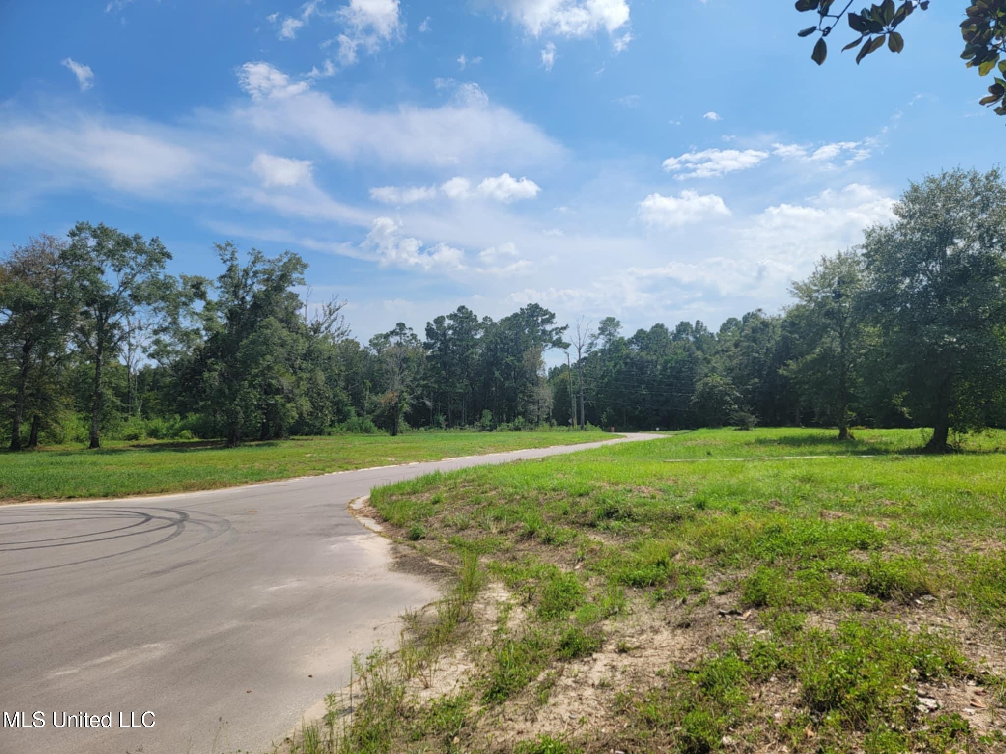 10550 Oneal Road Property Photo 17