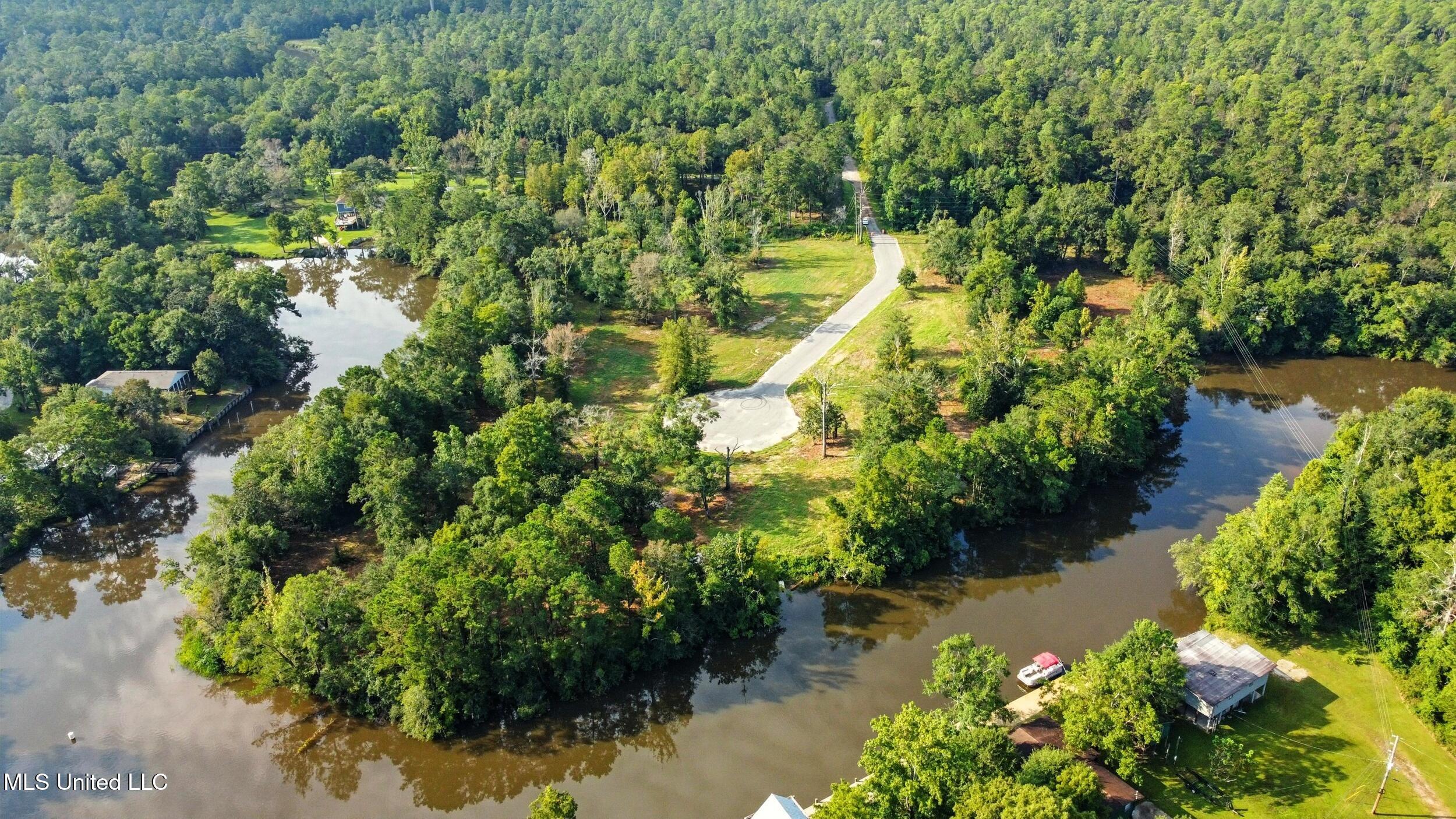 10550 Oneal Road Property Photo 11