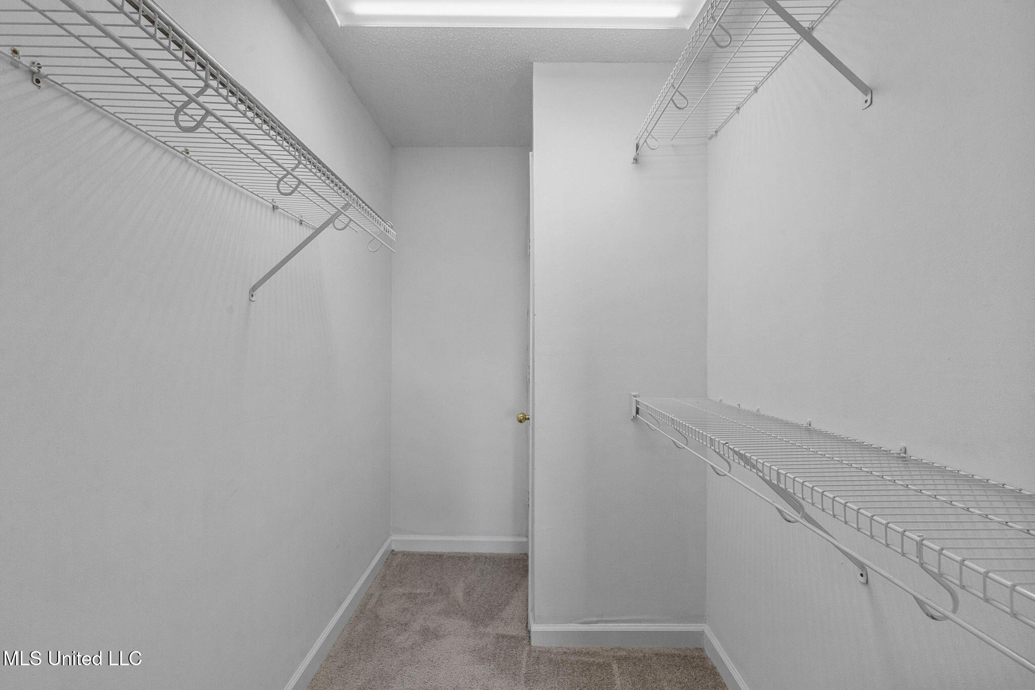550 Post Road Property Photo 17