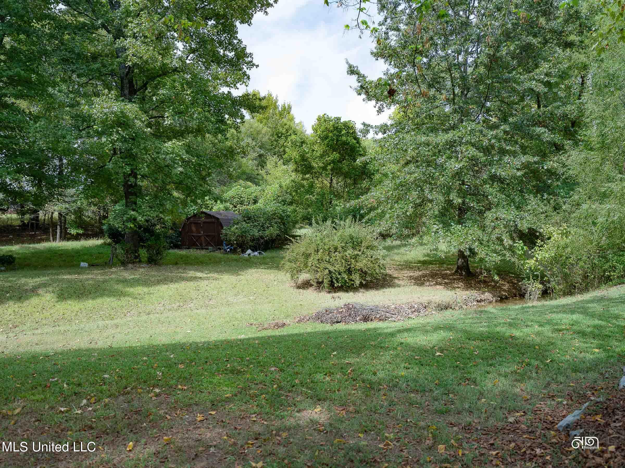 7624 N Rigmoore Pt. N Point Property Photo 4