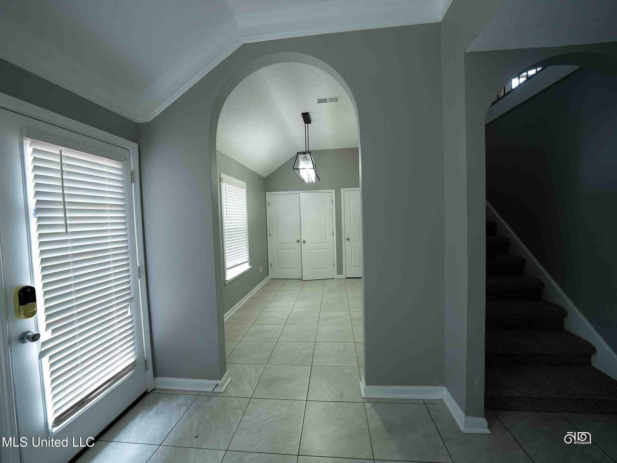 7624 N Rigmoore Pt. N Point Property Photo 7