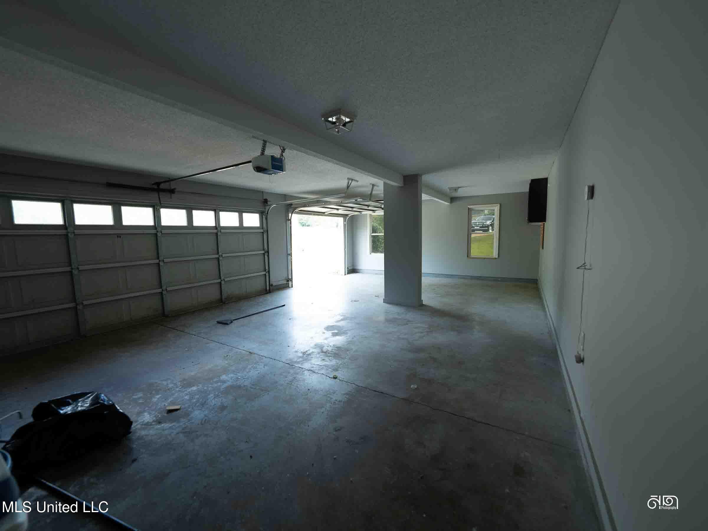 7624 N Rigmoore Pt. N Point Property Photo 24