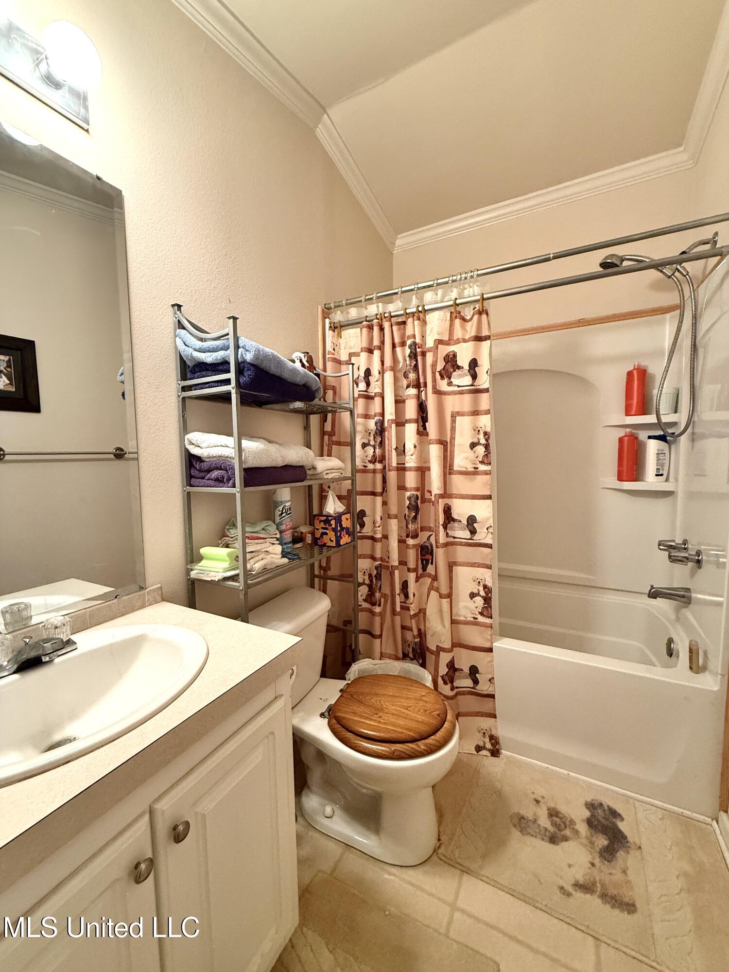 586 Se Hancock Road Property Photo 13
