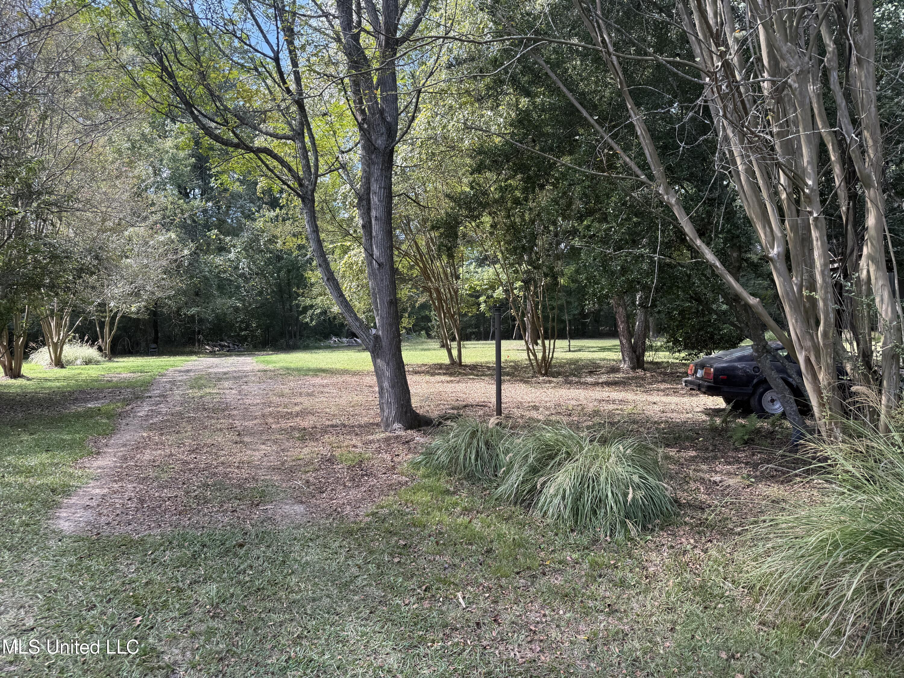 157 Quail Hollow Property Photo 5