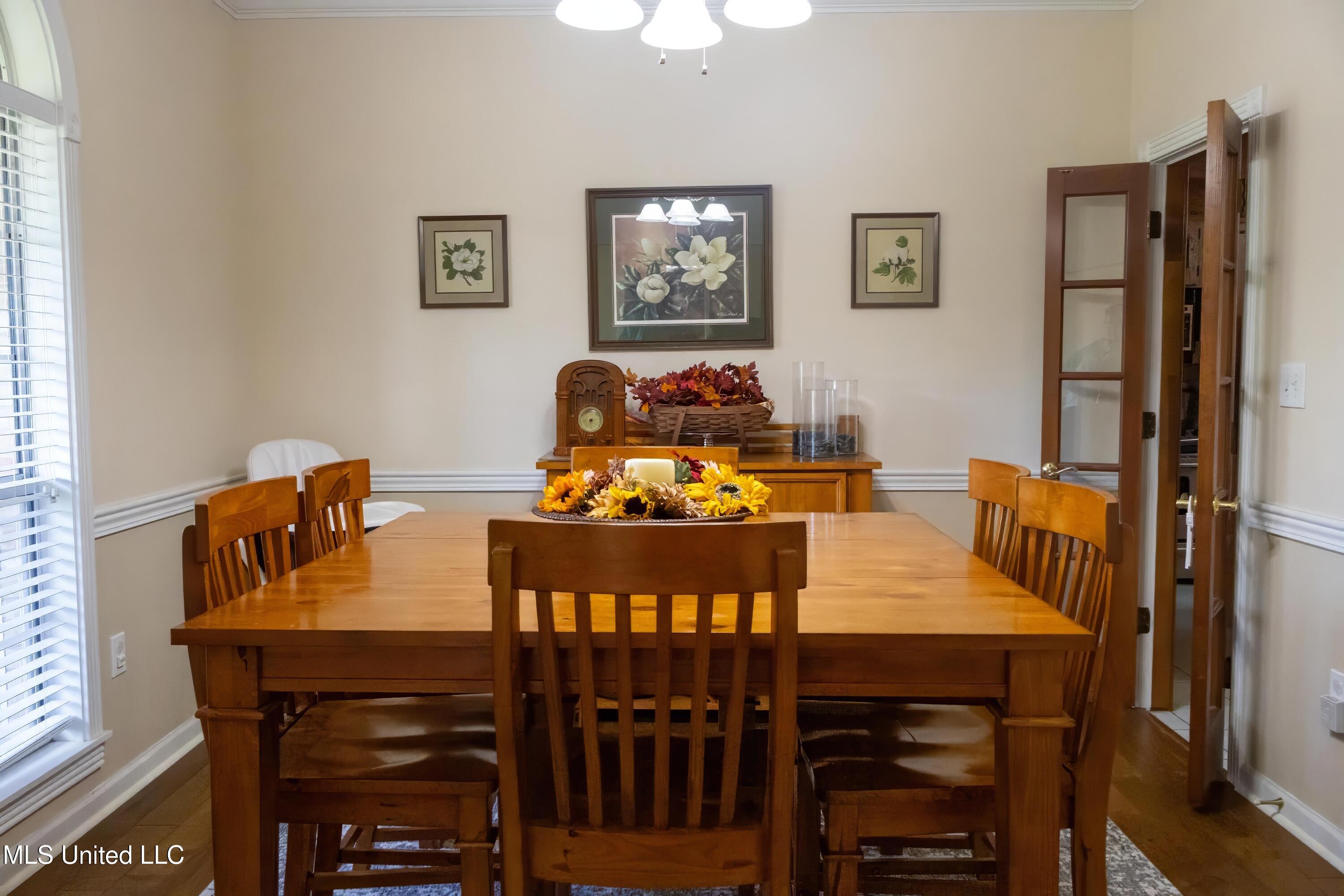 109 Falcon Ridge Drive Property Photo 3