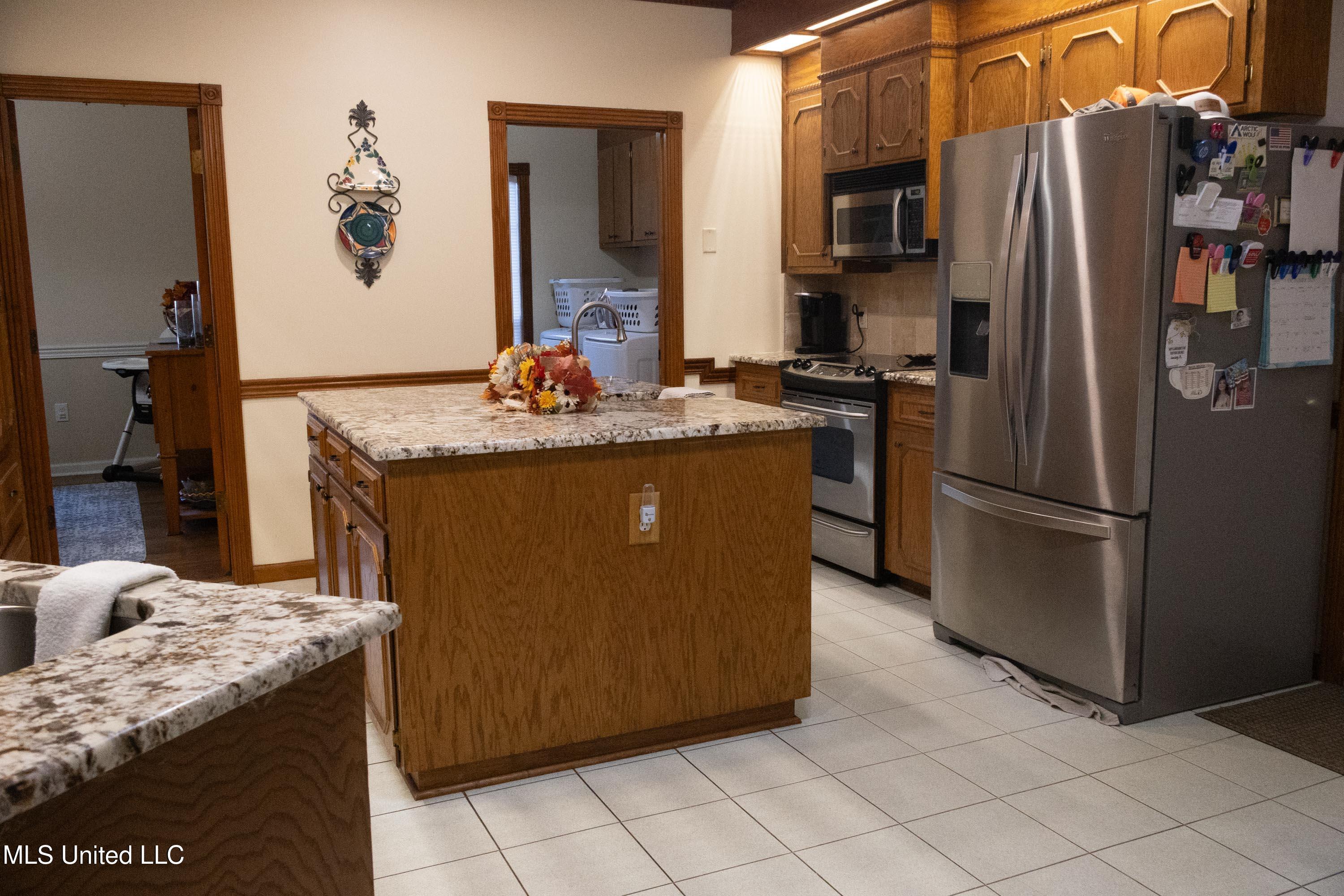 109 Falcon Ridge Drive Property Photo 8