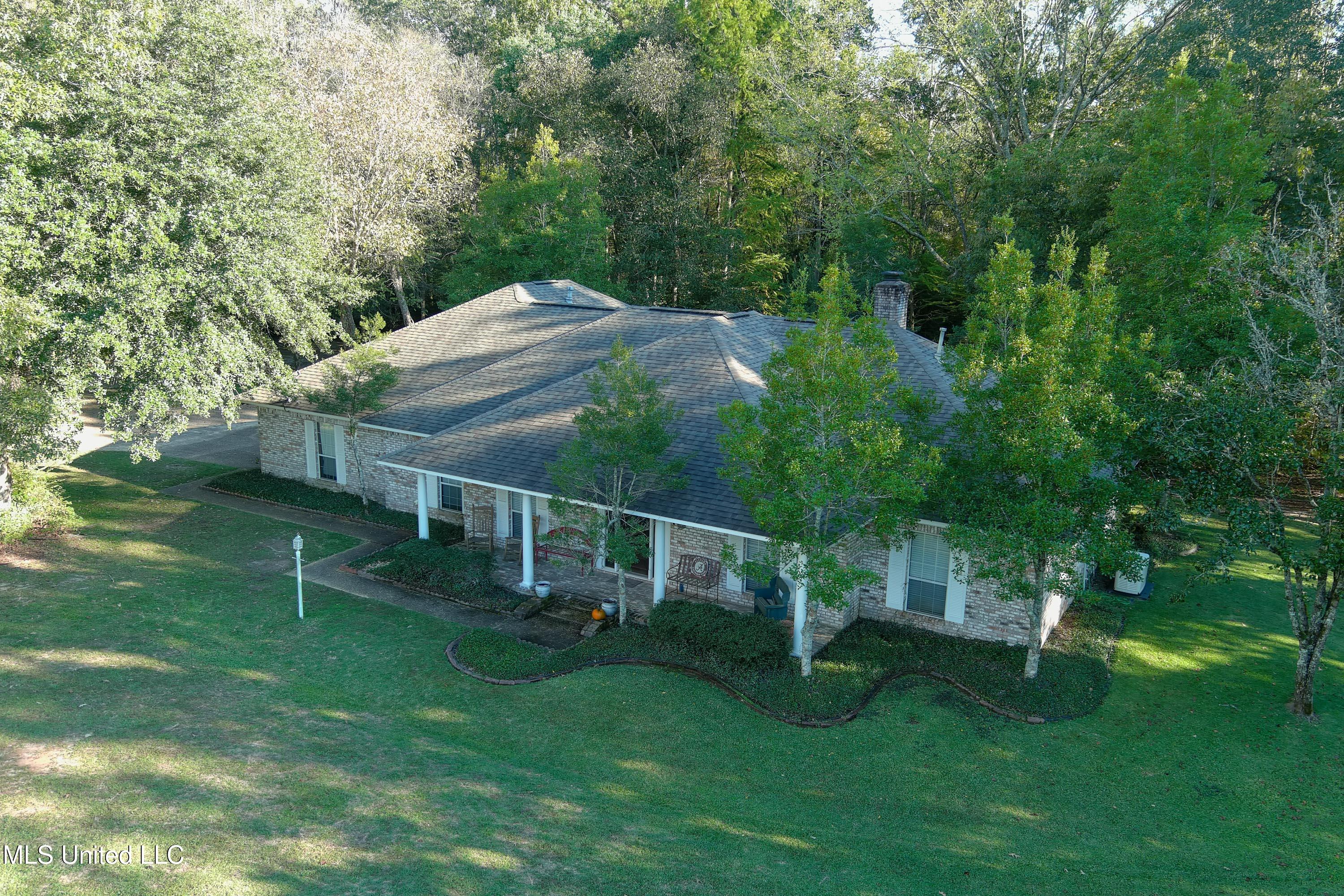 109 Falcon Ridge Drive Property Photo 23