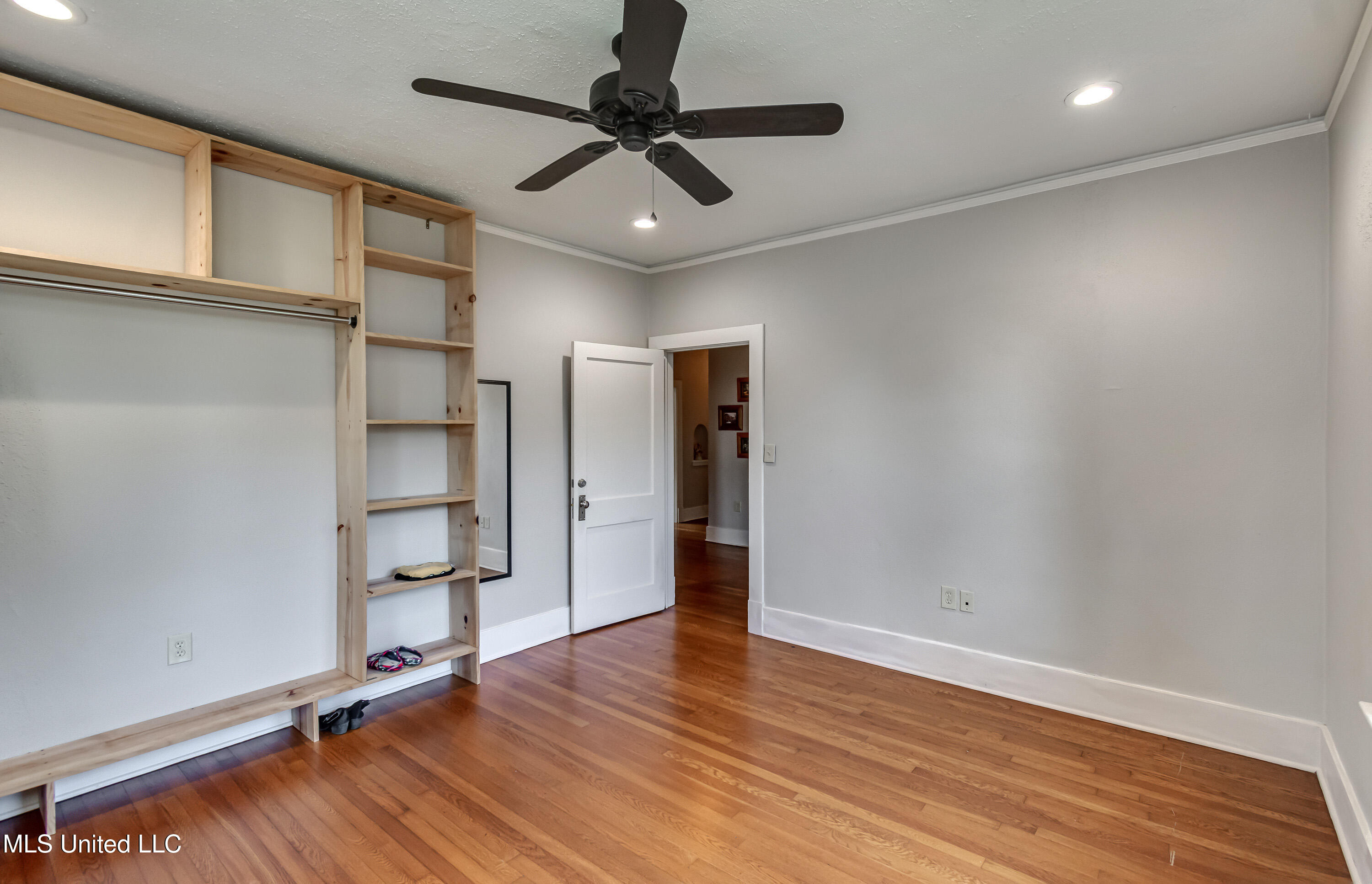 239 Fernwood Drive Property Photo 32