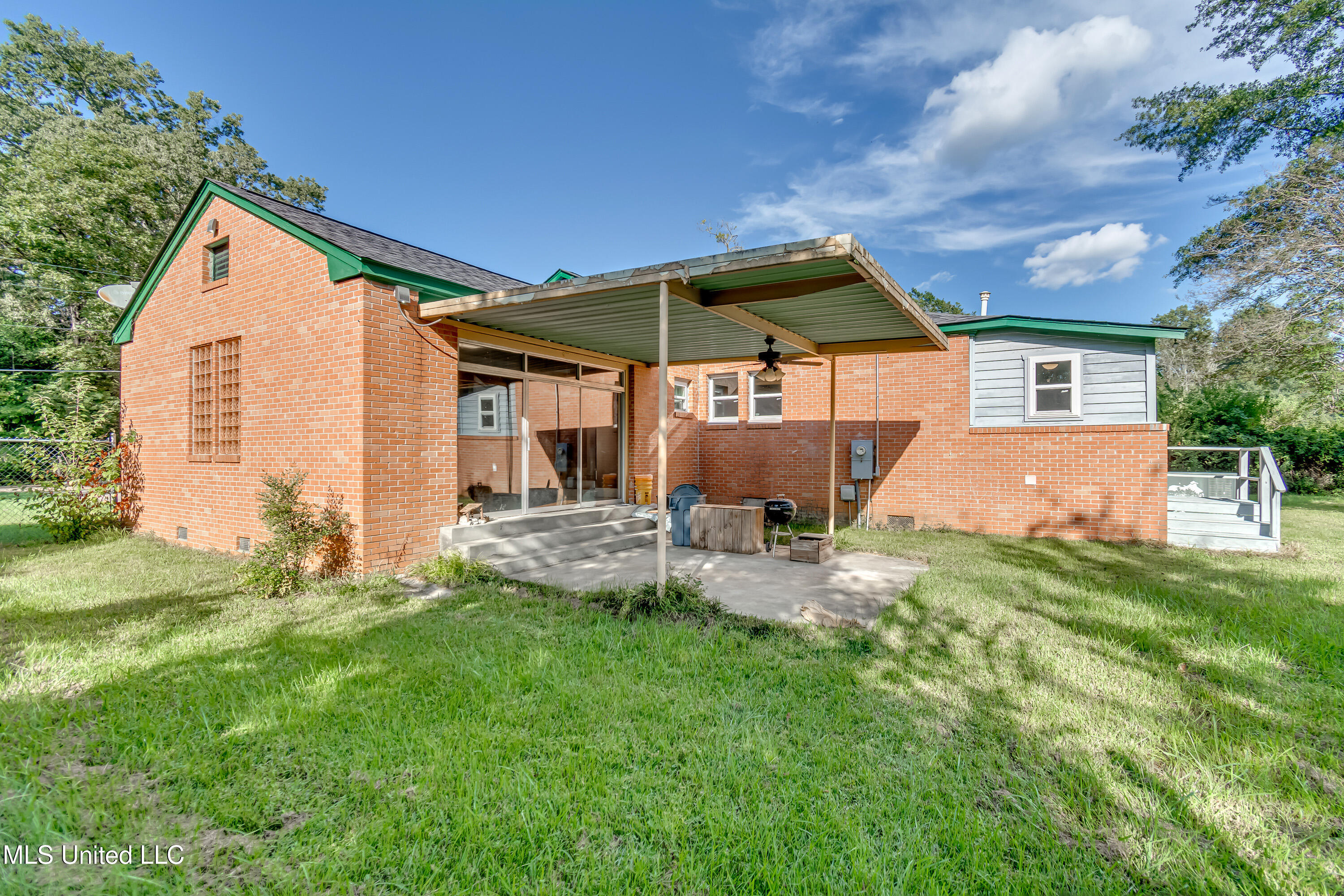 239 Fernwood Drive Property Photo 67