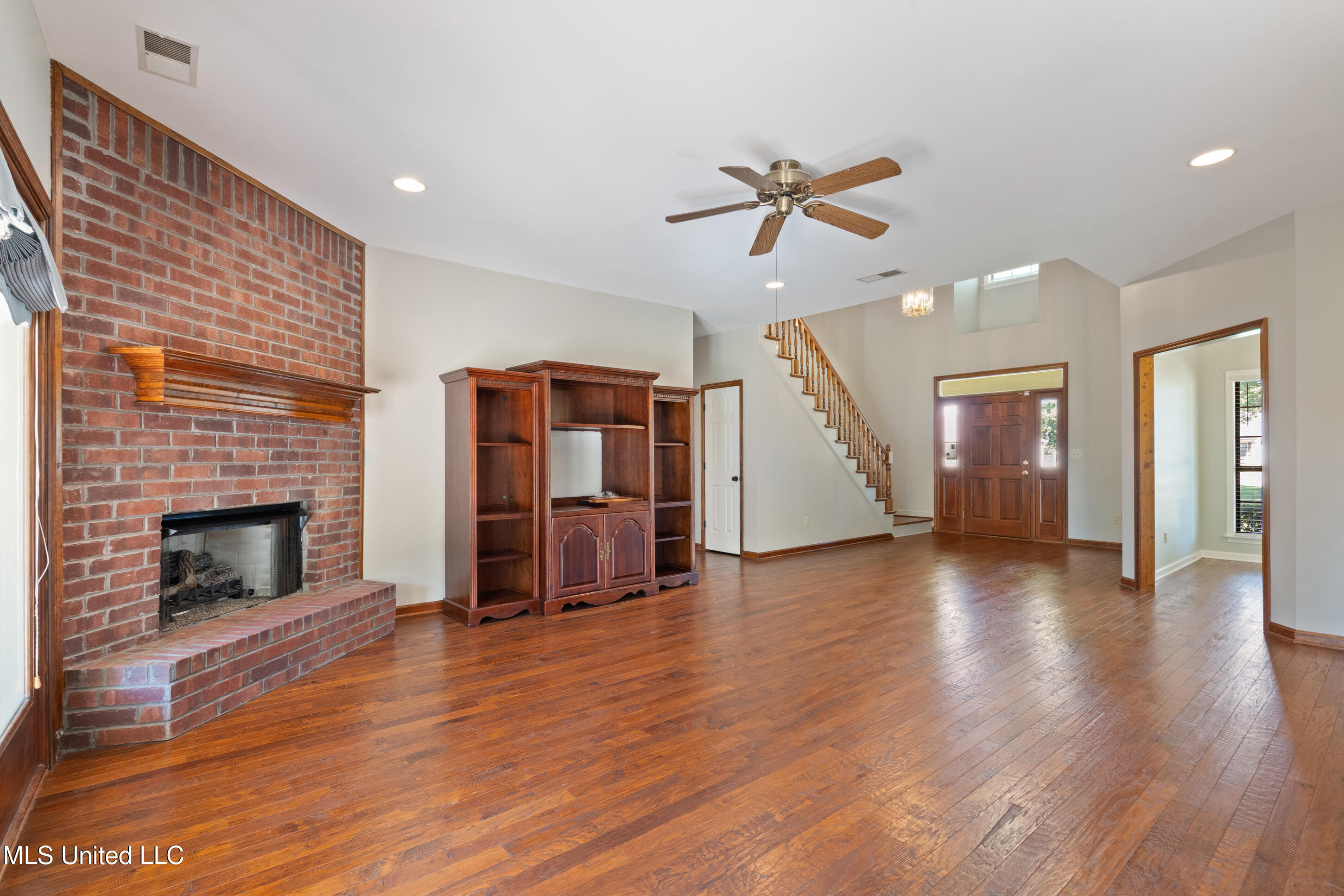 129 Keestone Drive Property Photo 9