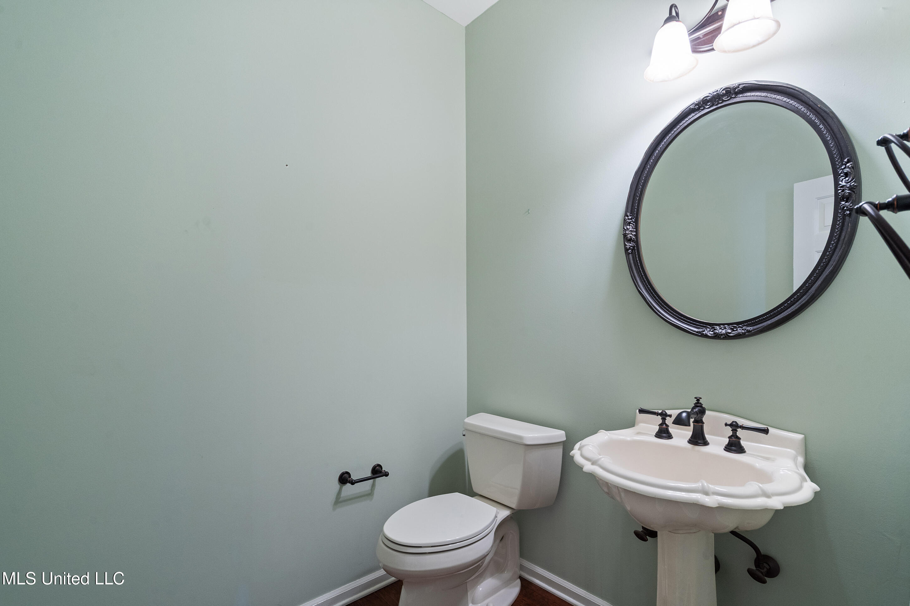 129 Keestone Drive Property Photo 14