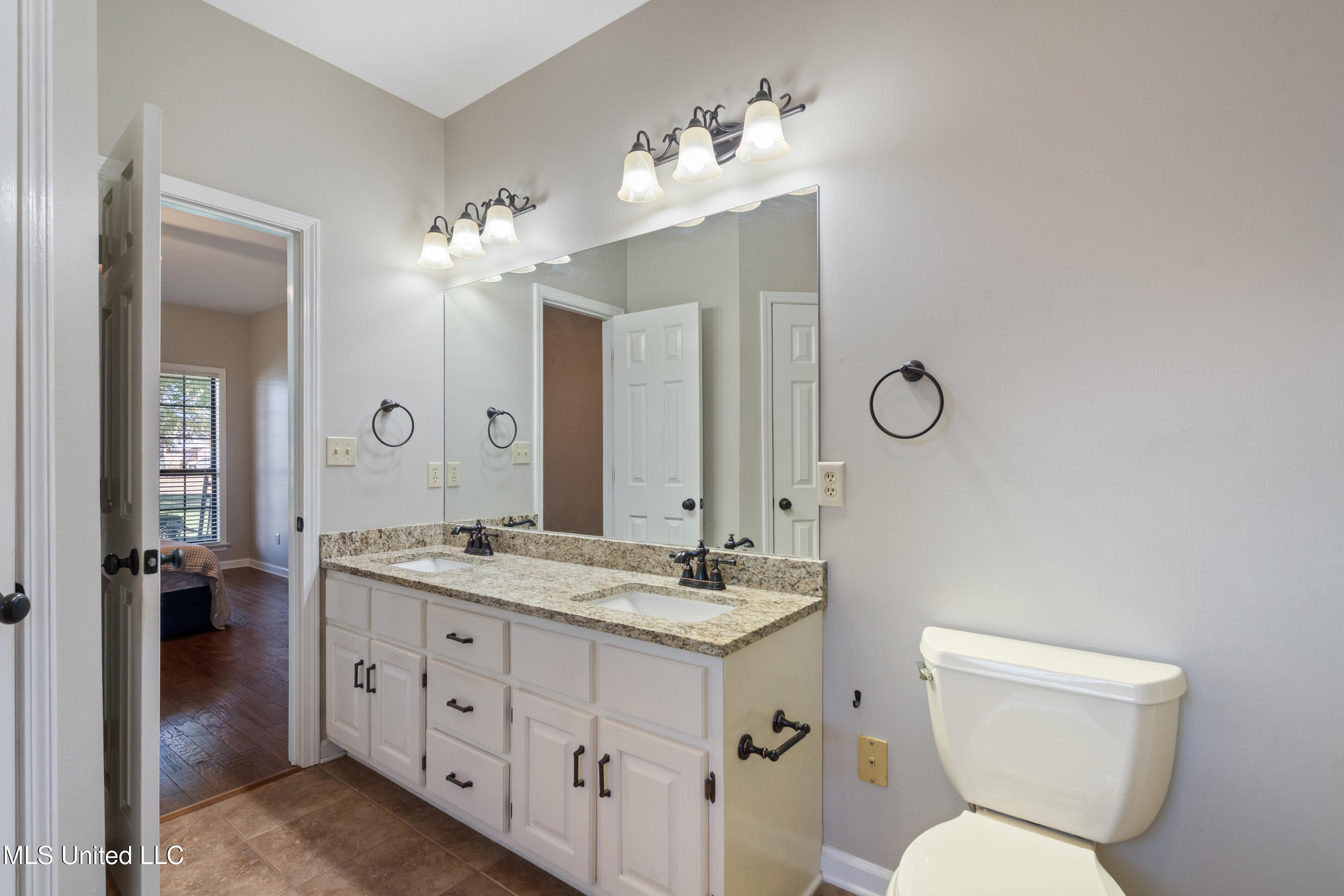 129 Keestone Drive Property Photo 17