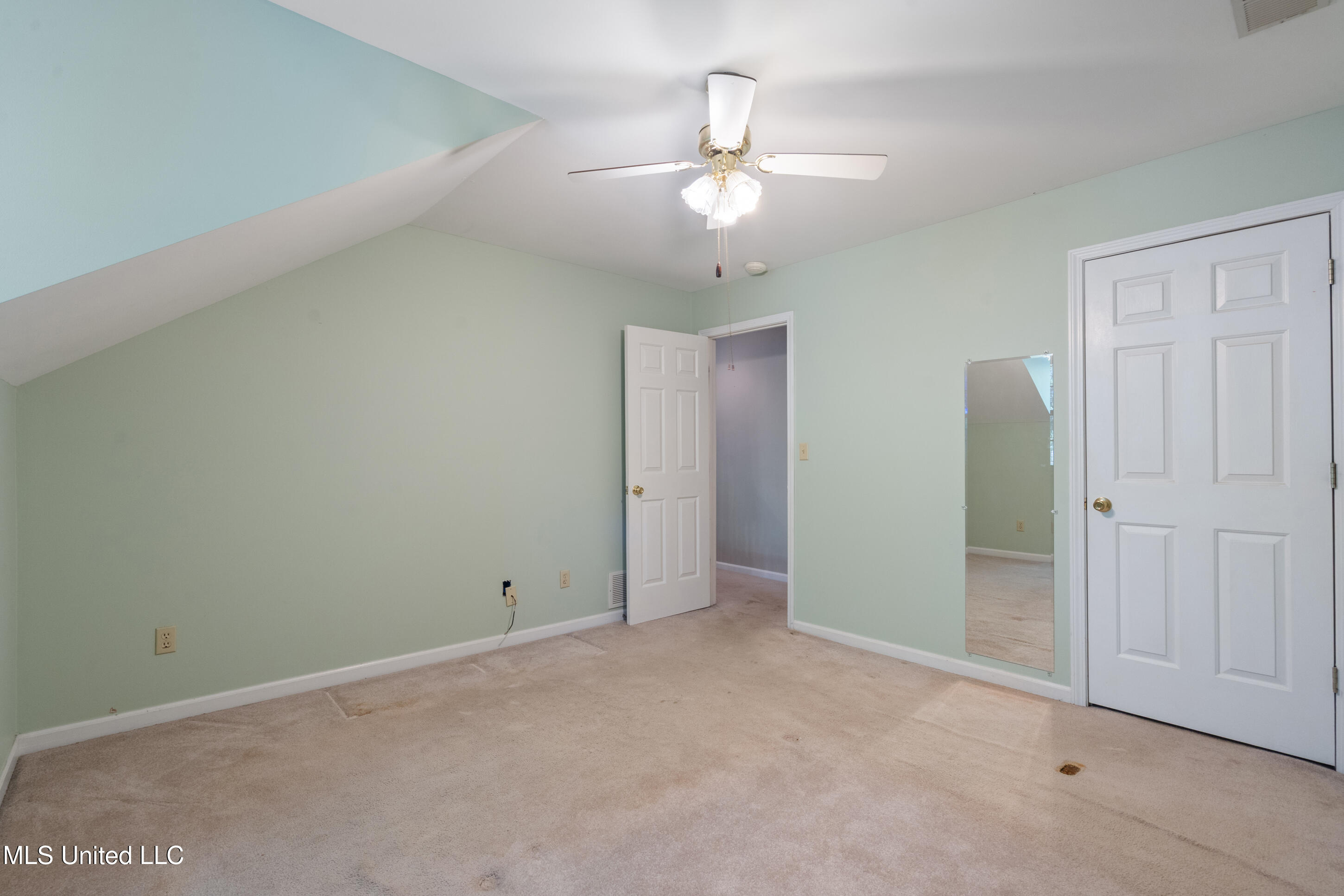 129 Keestone Drive Property Photo 20